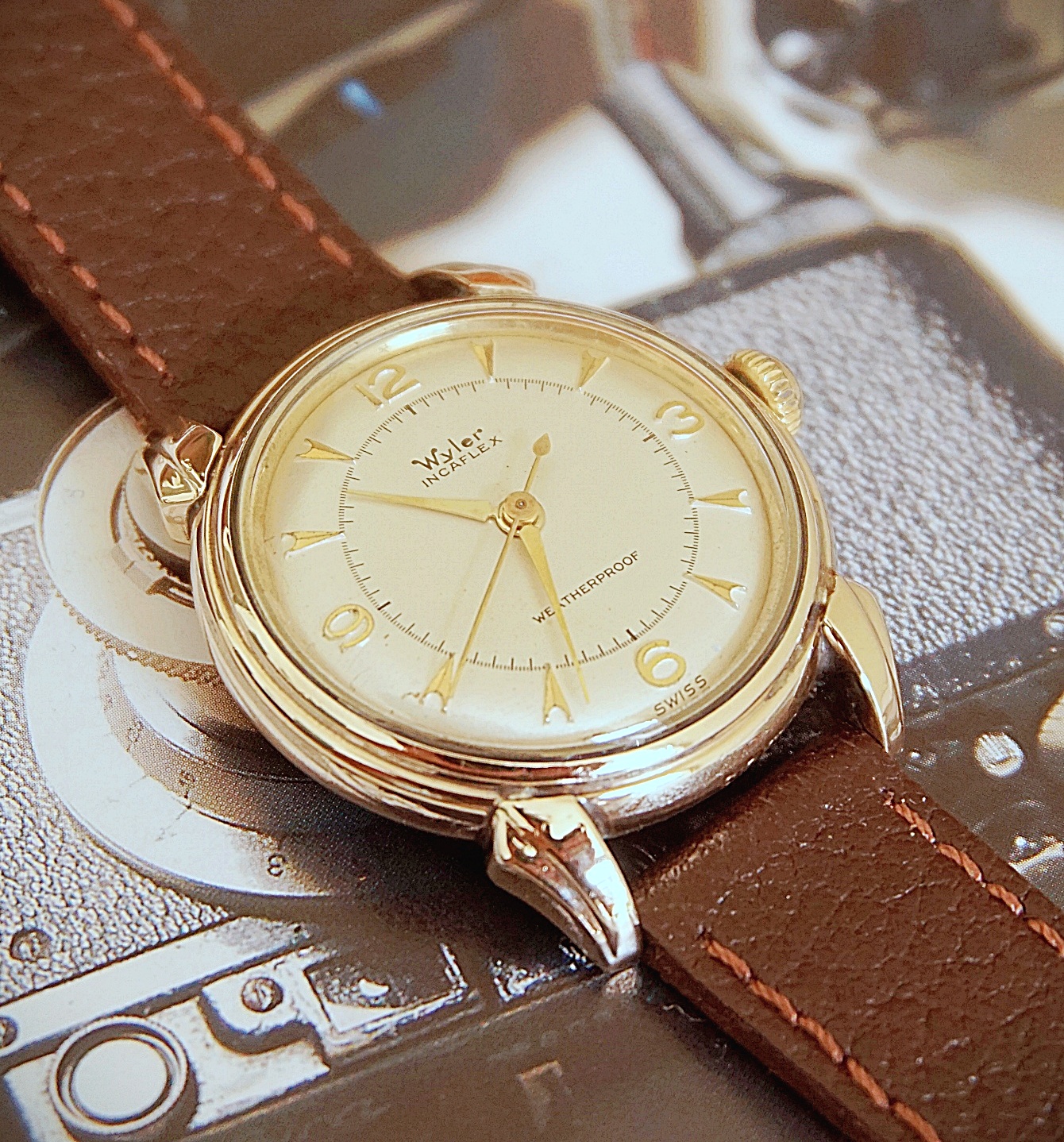นาฬิกาเก่า WYLER ไขลาน