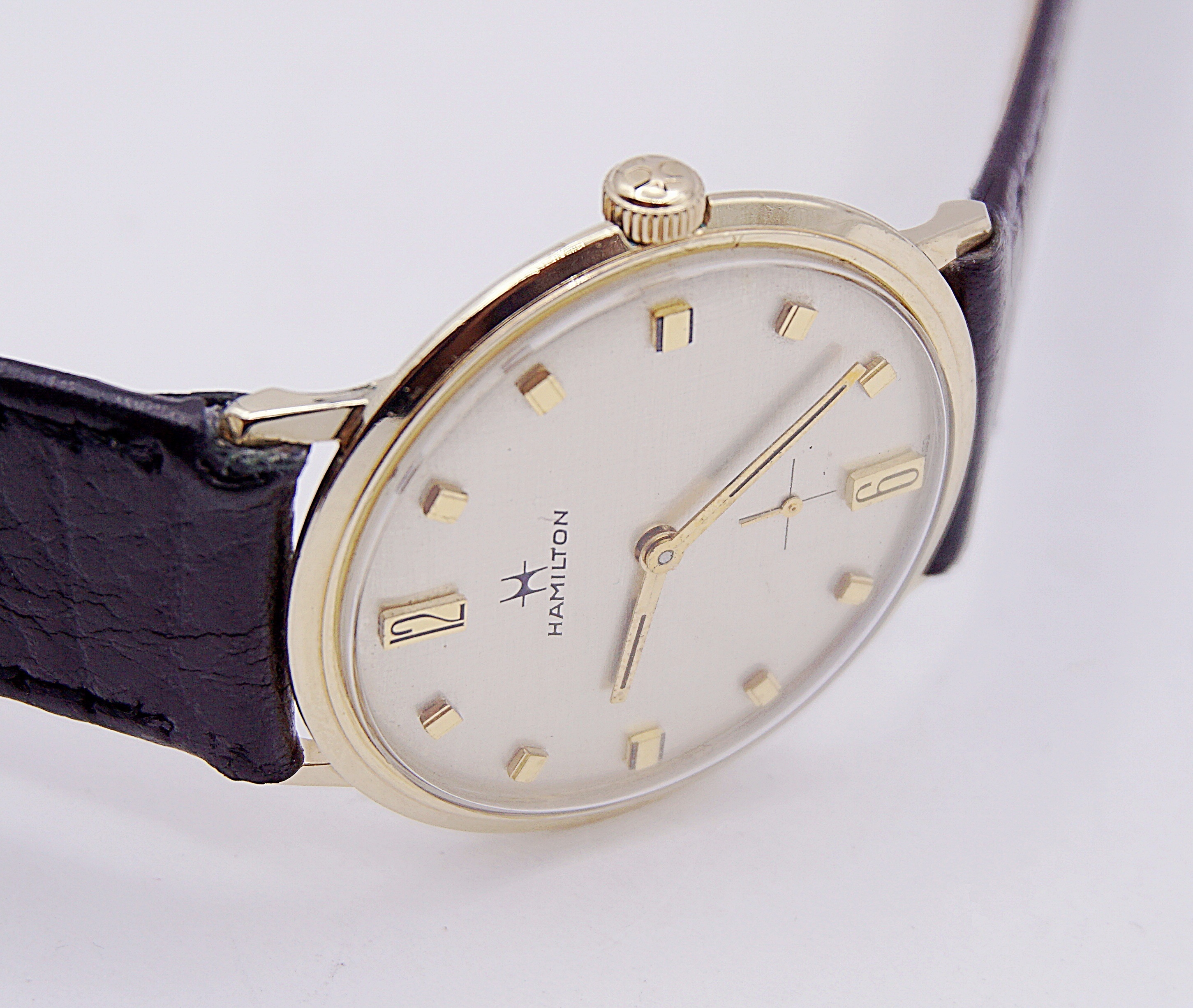 นาฬิกาเก่า HAMILTON ไขลานสองเข็มครึ่ง