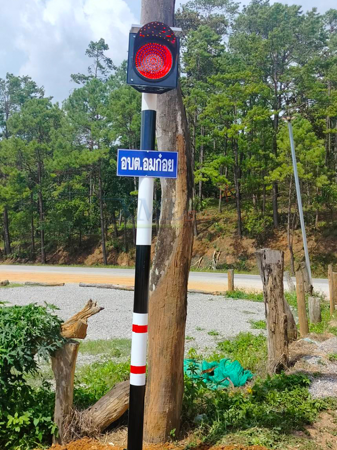 ไฟเตือนจราจร ทางแยก รุ่น 10 watt 170 led (แสง: สีแดง)