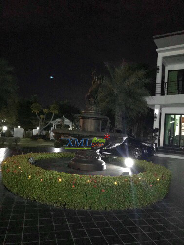 ไฟสปอตไลท์โซล่าเซลล์ รุ่น 30 Watt (เเสง : ขาว)