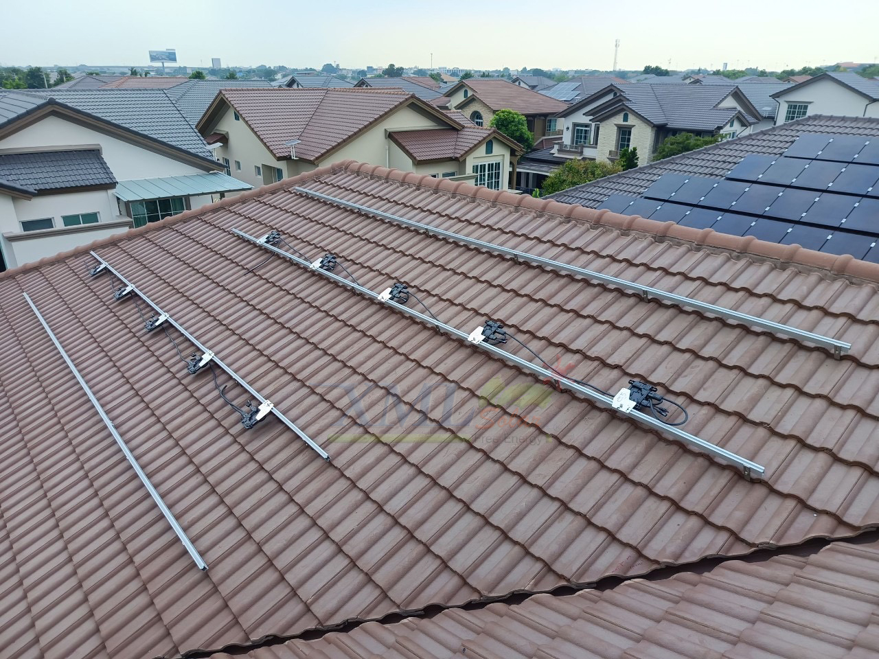 ระบบโซล่าเซลล์ติดหลังคา Enphase Solar Rooftop ขนาด 5.04 KW (ON-GRID) 3 Phase พร้อมติดตั้ง