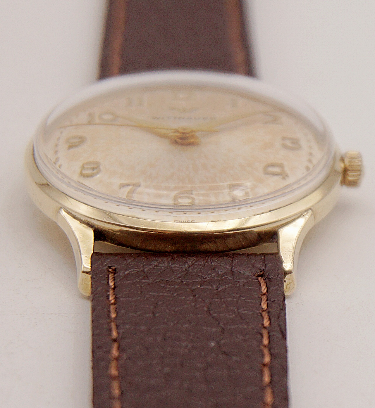 นาฬิกาเก่า WITTNAUER BY LONGINES ไขลาน