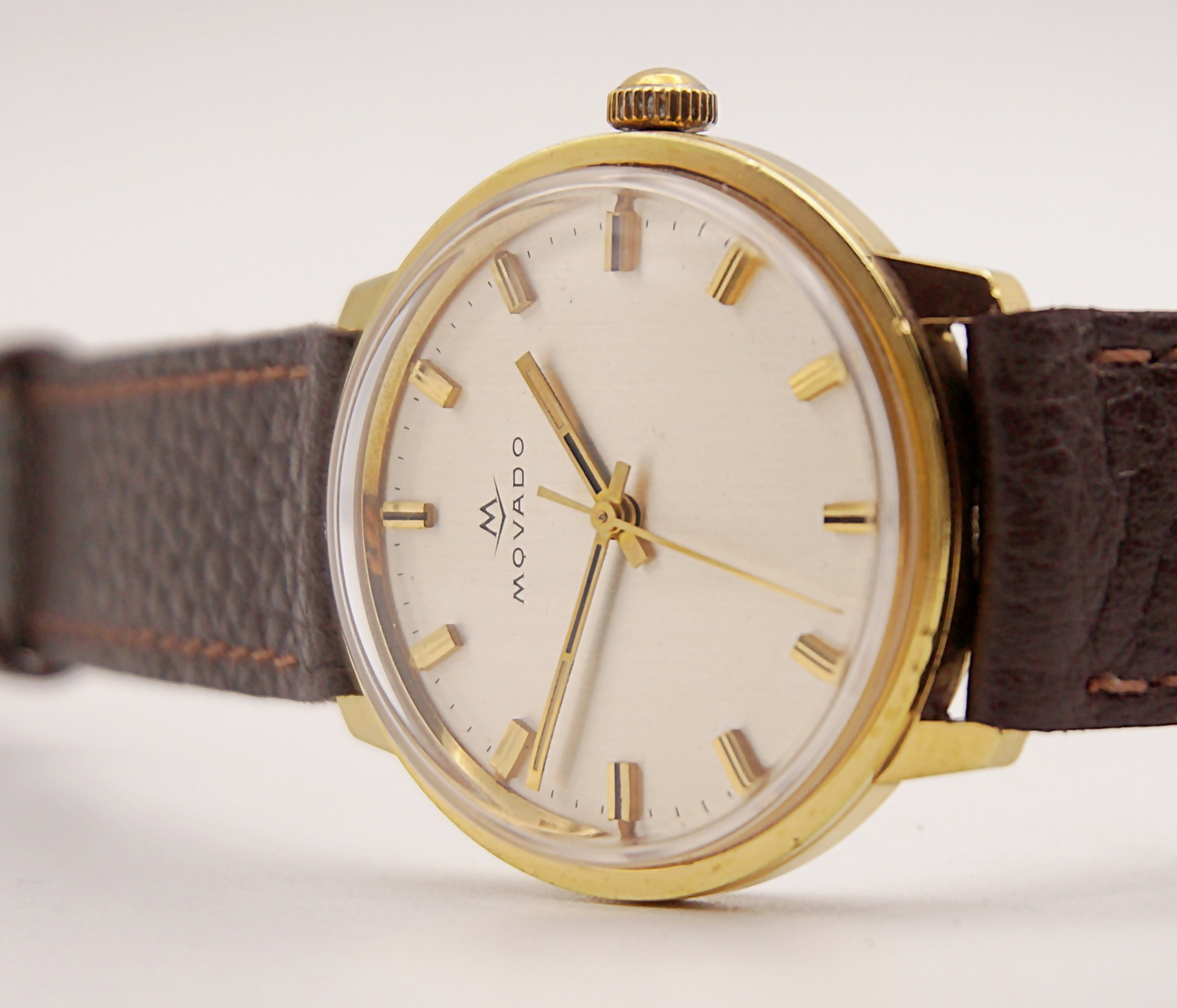 นาฬิกาเก่า MOVADO ไขลาน