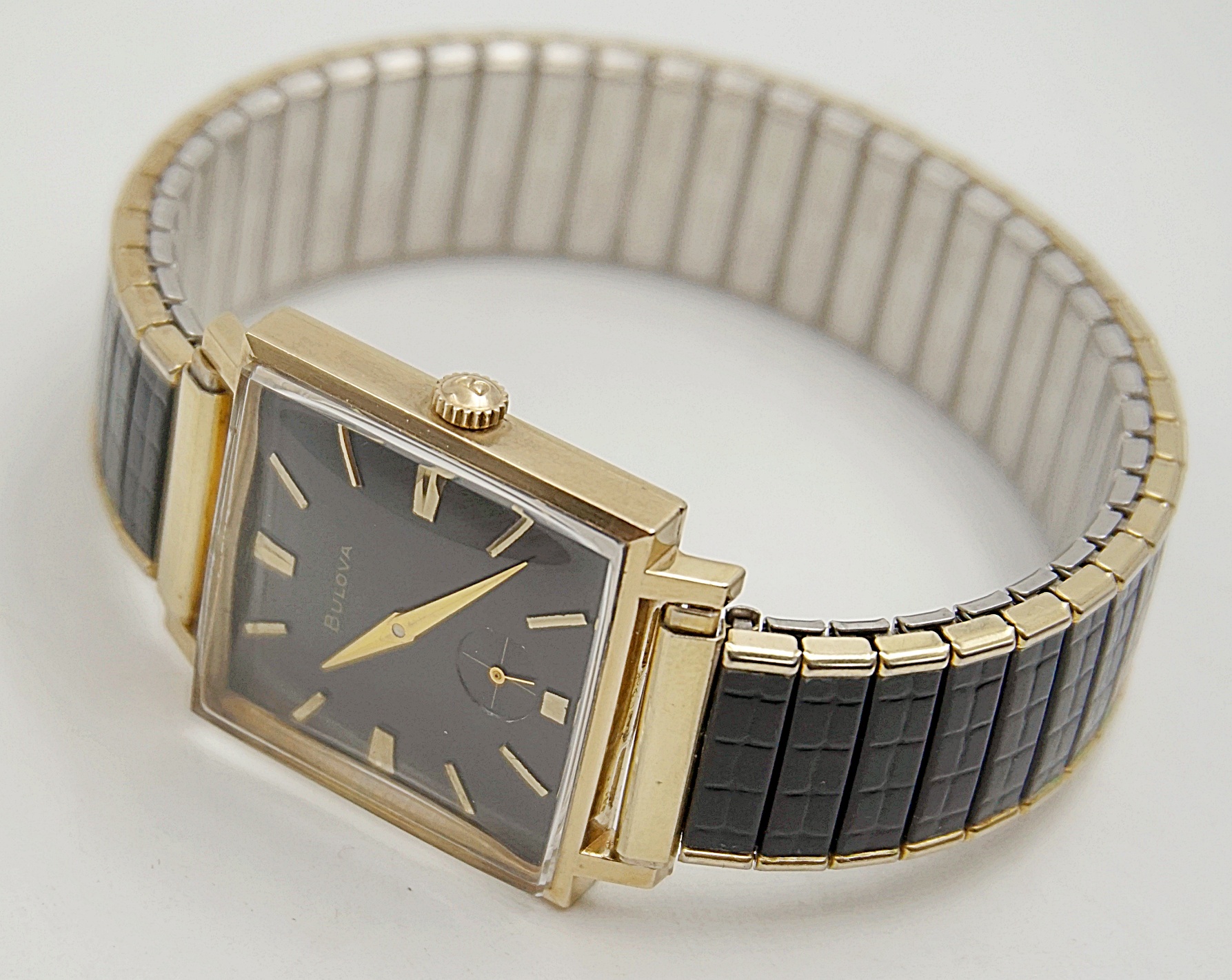 นาฬิกาเก่า BULOVA ไขลาน