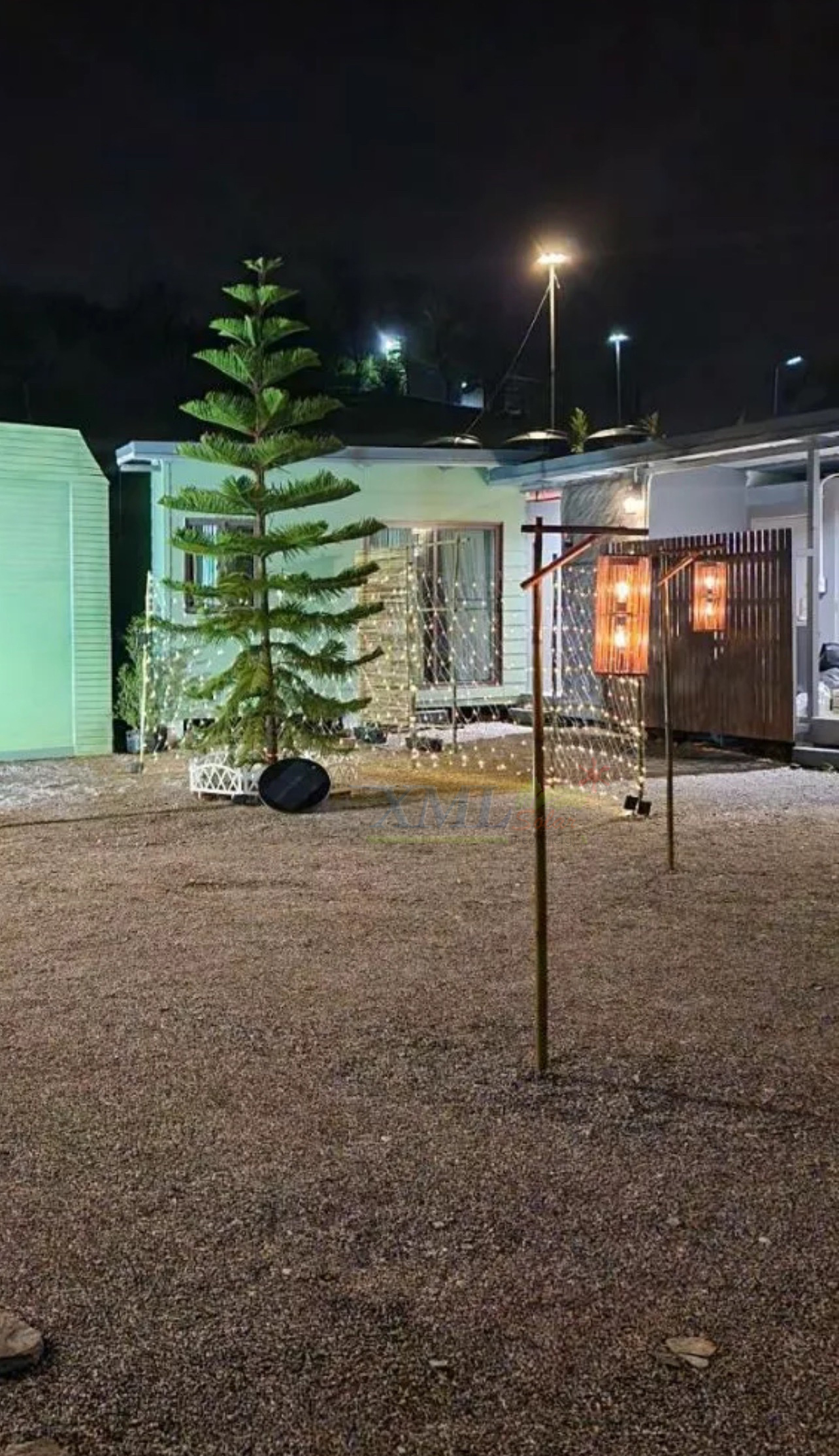 โคมไฟแขวน โซล่าเซลล์ รุ่น MD-S3003 (แสง : เหลืองวอมไวท์)