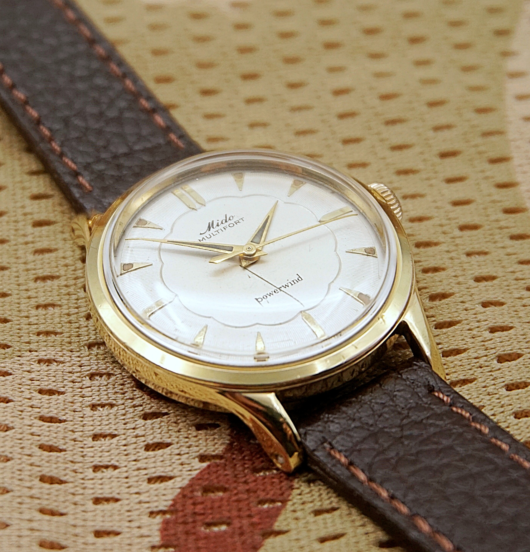 นาฬิกาเก่า MIDO ออโตเมติก