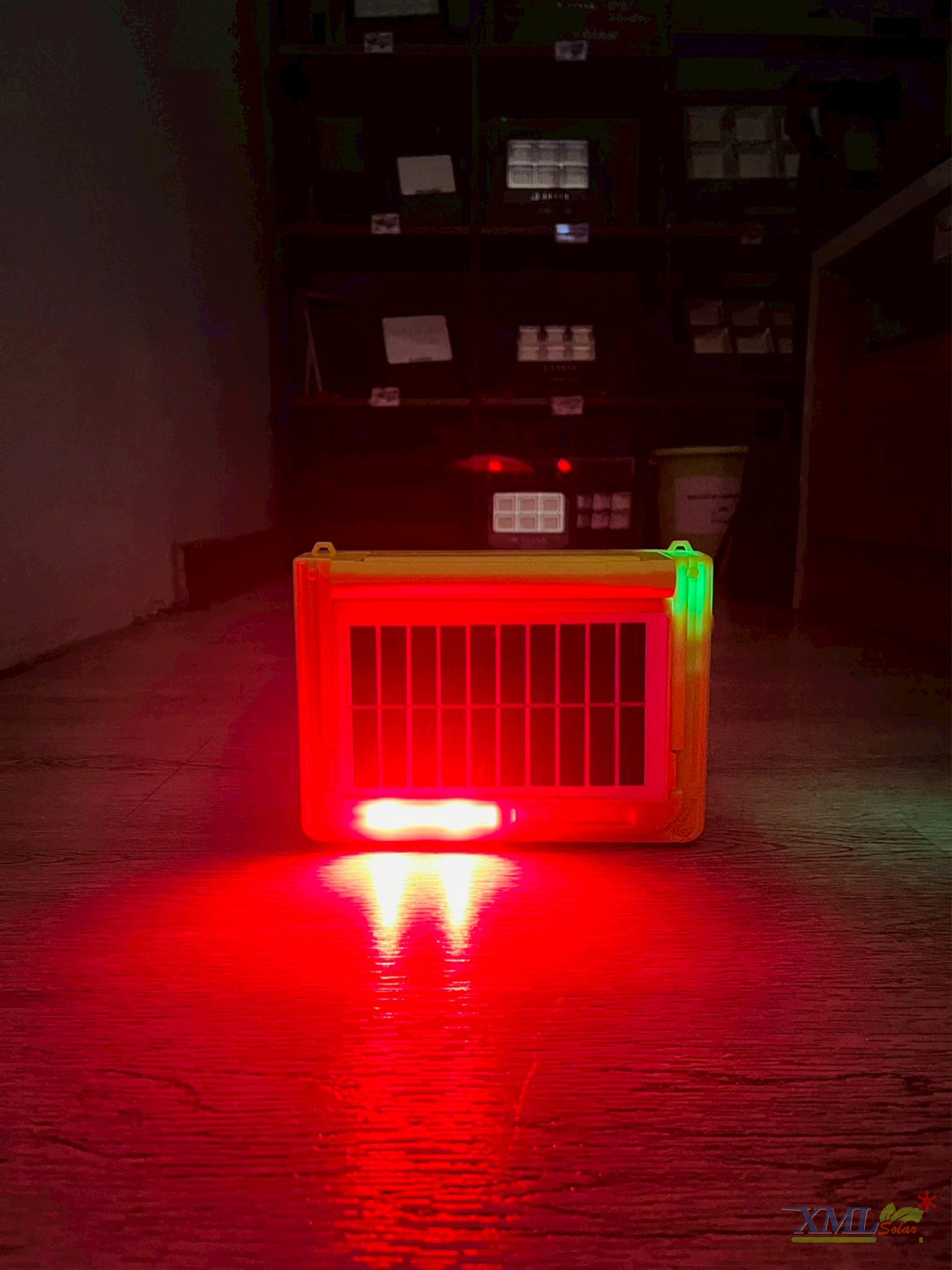 ไฟฉายอเนกประสงค์โซล่าเซลล์ รุ่น LSXML-235