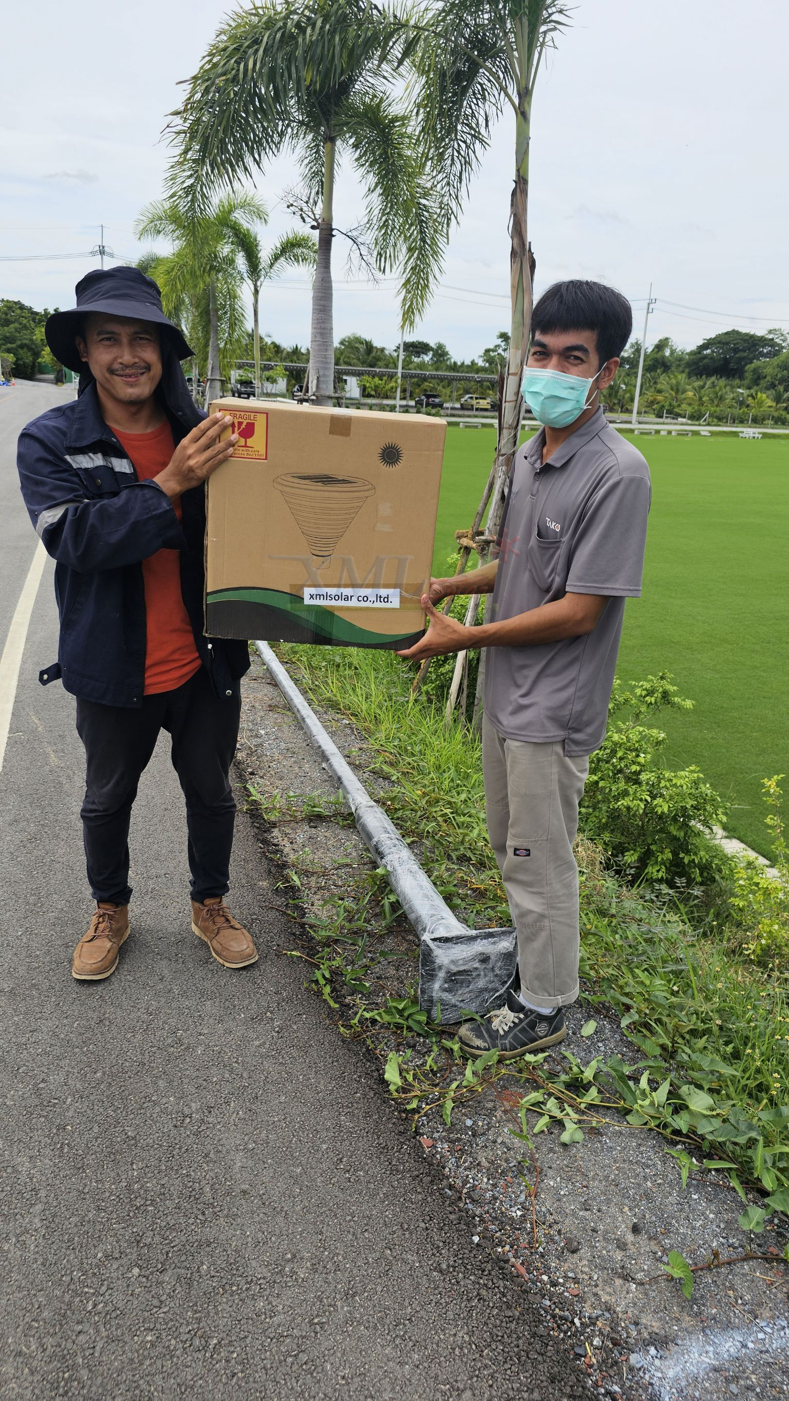 หัวโคมไฟโซล่าเซลล์ รุ่น Modern Giant (เฉพาะหัวโคม)(เปิดได้ 3 แสง)