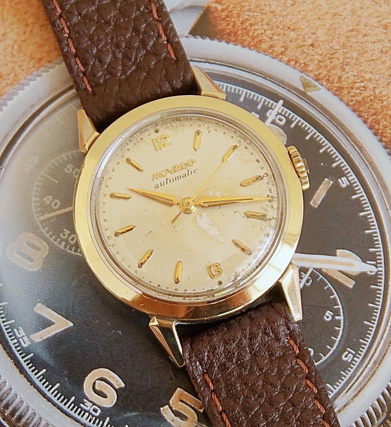นาฬิกาเก่า MOVADO ออโตเมติกครึ่งรอบ