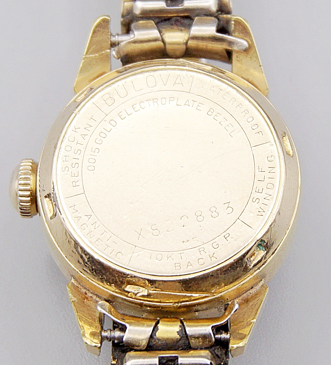 นาฬิกาเก่า BULOVA ออโตเมติก (ของผู้หญิงครับ)