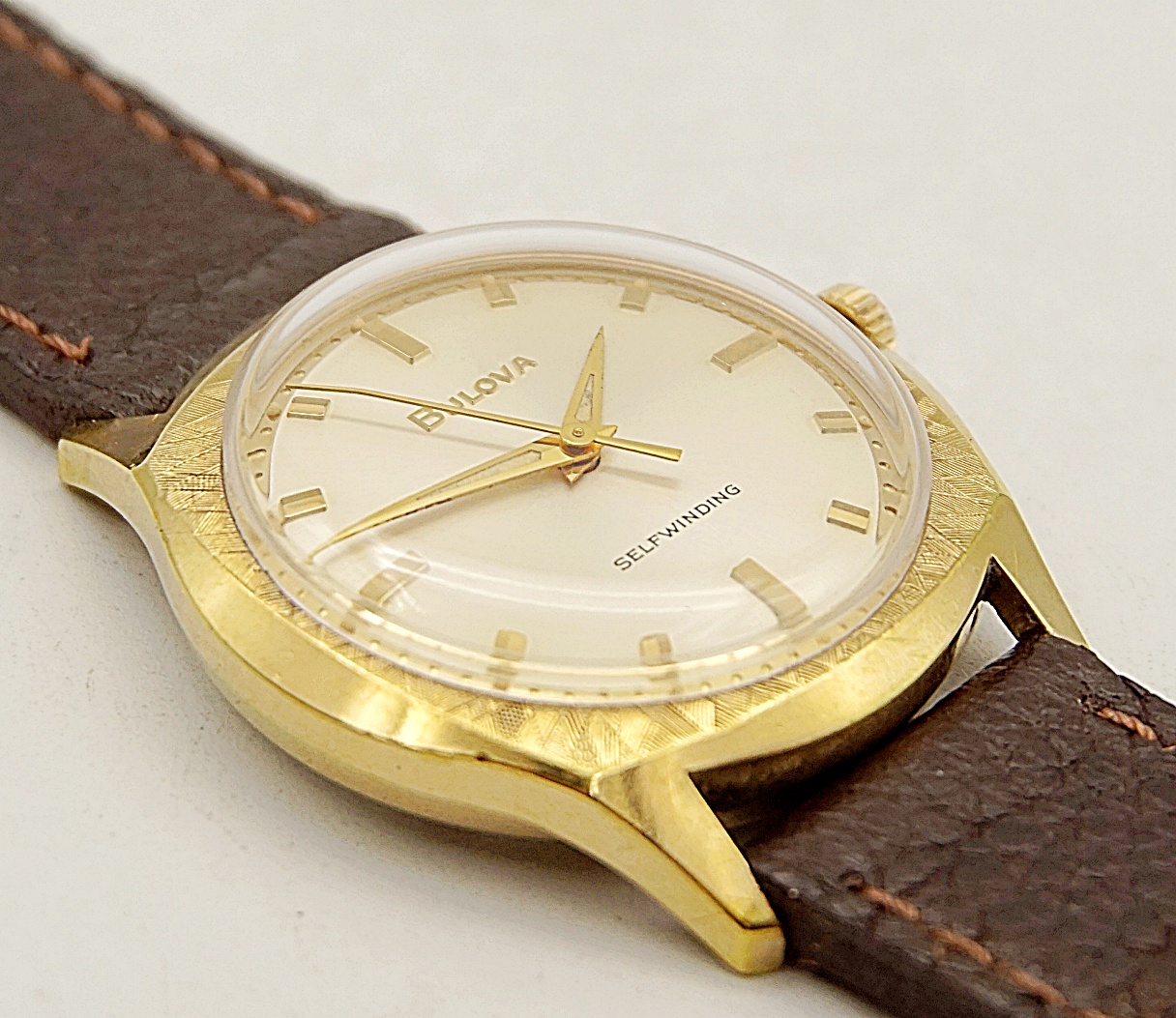 นาฬิกาเก่า BULOVA ออโตเมติก