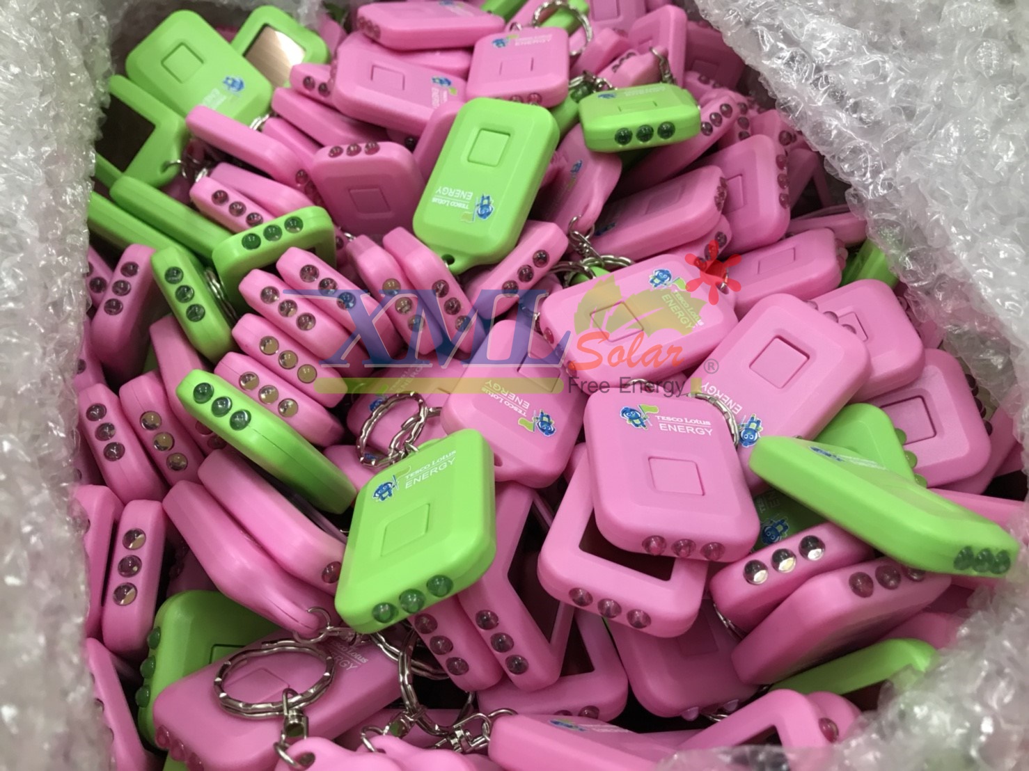 พวงกุญแจไฟฉายโซล่าเซลล์ 3 LED (คละสี ได้รับ 1 ชิ้น)