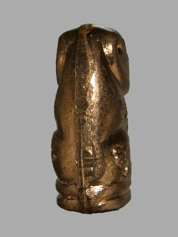 เสือ หลวงพ่อสมชาย วัดปริวาส รุ่นสร้างโบสถ์ ปี2555