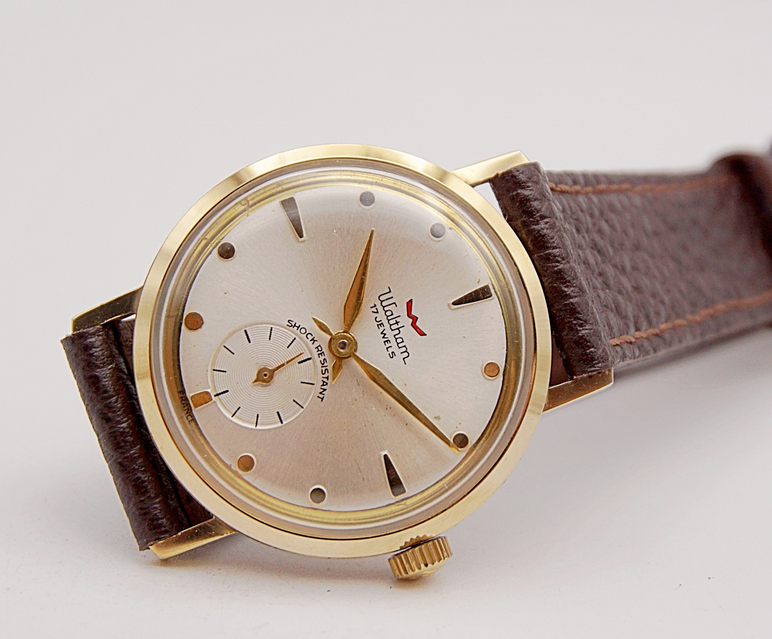 นาฬิกาเก่า WALTHAM ไขลานสองเข็มครึ่ง