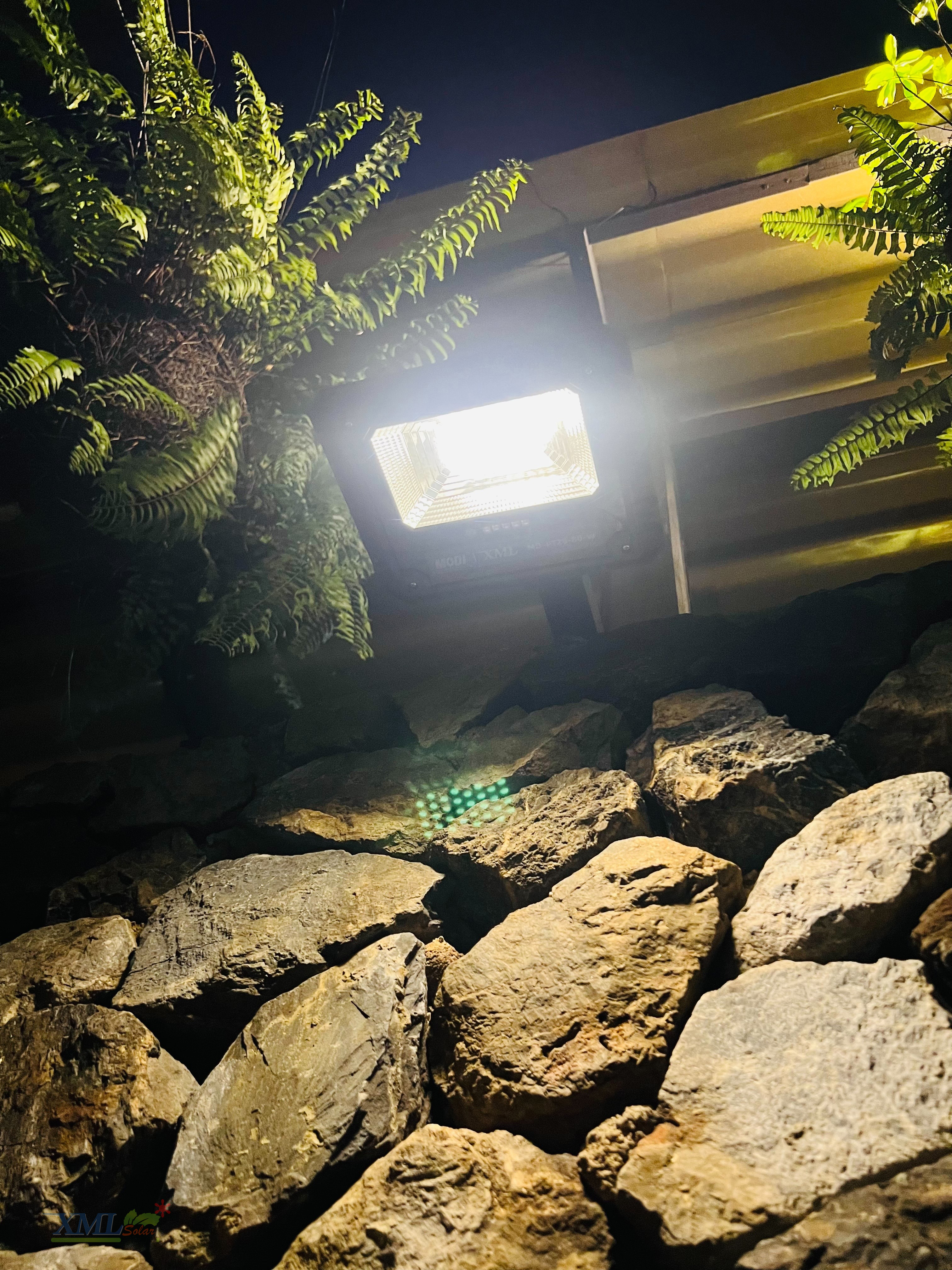 ไฟสปอตไลท์โซล่าเซลล์ 50W / 80W / 120W / 200W / 300W / 400W รุ่น MD-PT28
