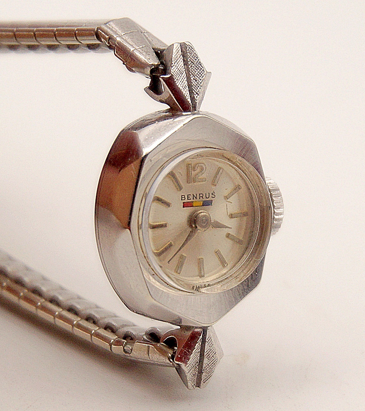 นาฬิกาเก่า BENRUS ไขลาน (นาฬิกาผู้หญิง)