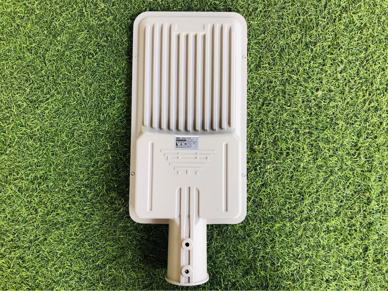 โคมไฟถนนโซล่าเซลล์ 400W รุ่น MD-SLT30-400W (แสง : ขาว)