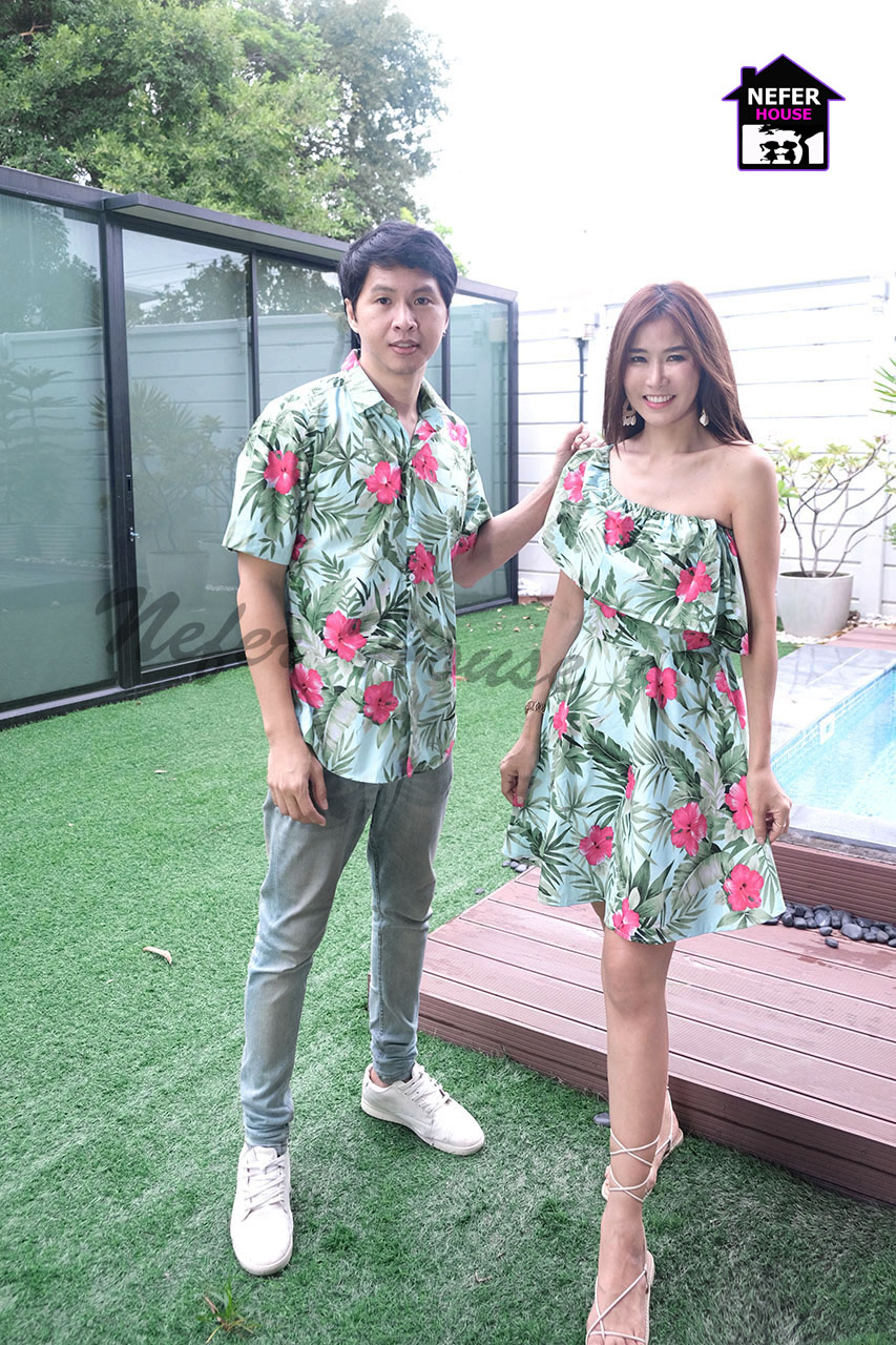 ชุดไปทะเล เสื้อลายดอก