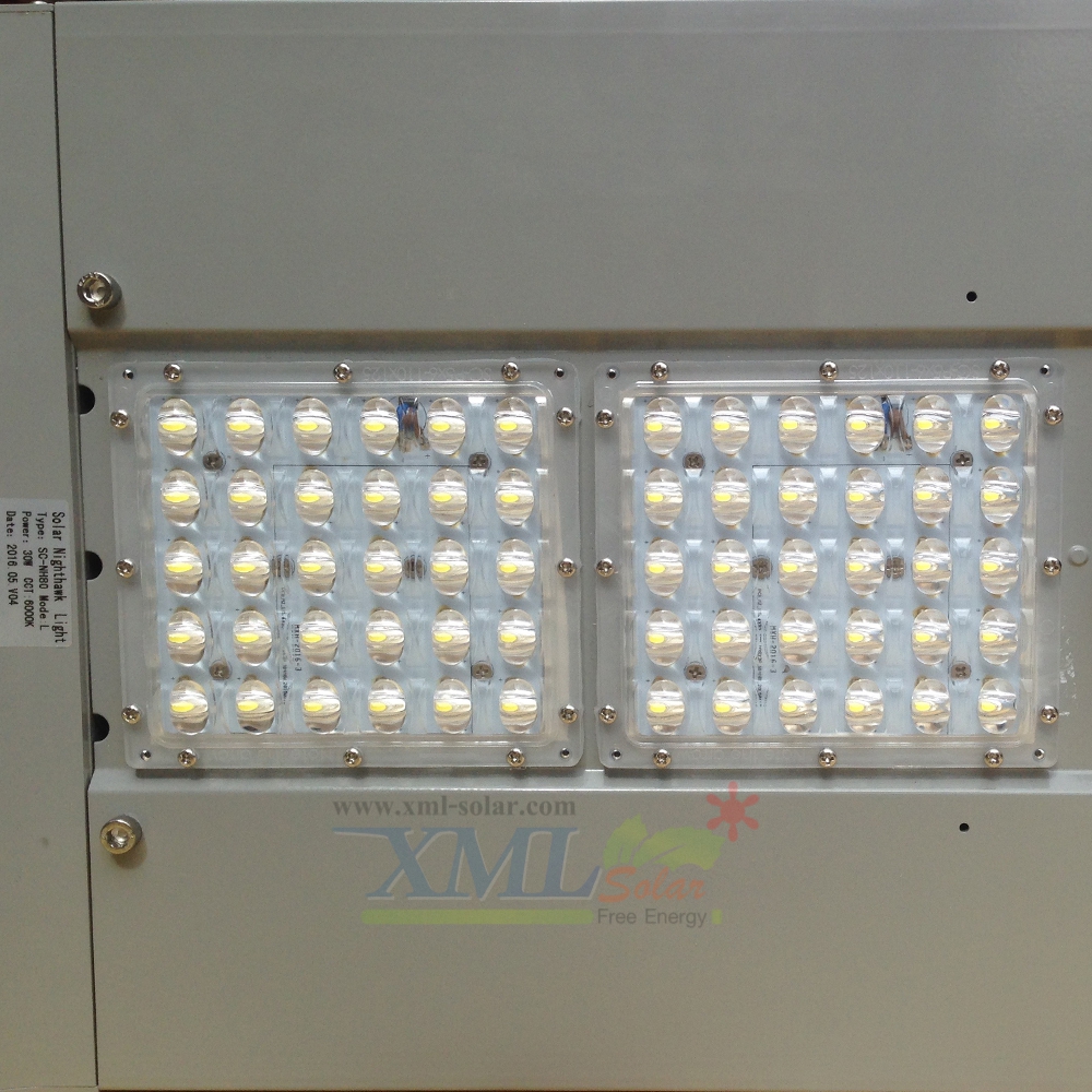 โคมไฟถนนอัจฉริยะ โซล่าเซลล์ 80 Watt (แสง เหลืองวอมไวท์) Monocrystalline