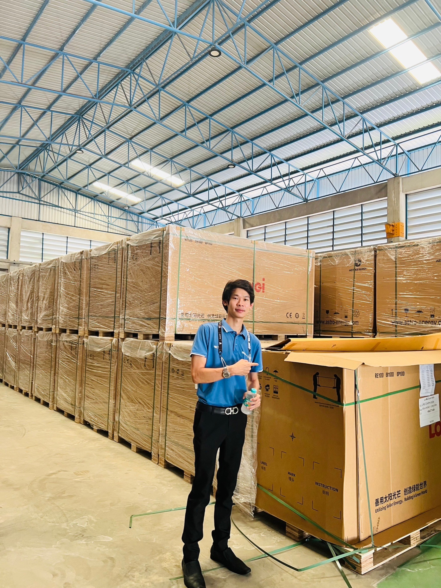 แผงโซล่าเซลล์ Half-Cell LONGI 550W