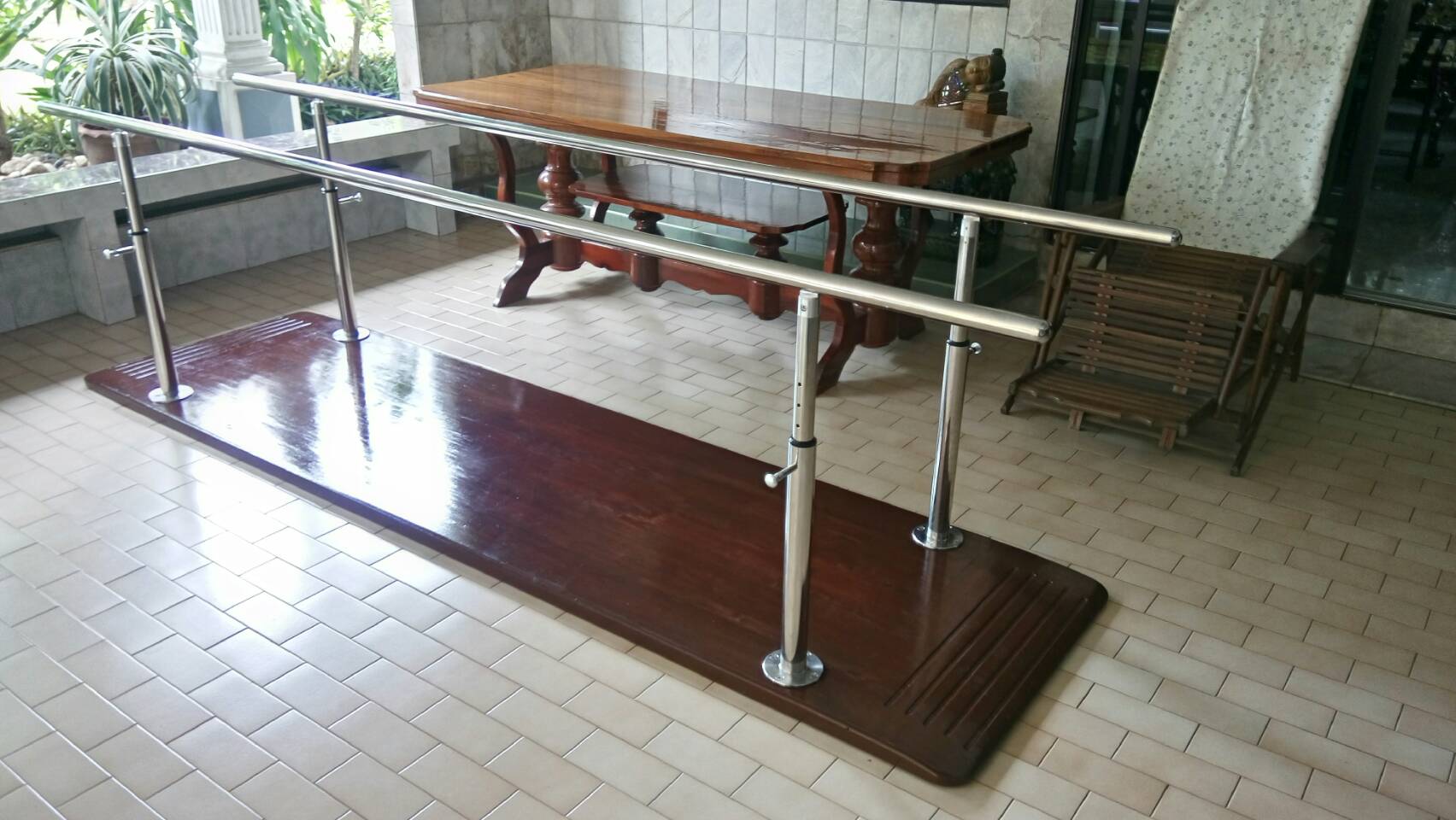 ราวฝึกเดิน ราวหัดเดิน ราวคู่ขนานฝึกเดิน Parallel bar