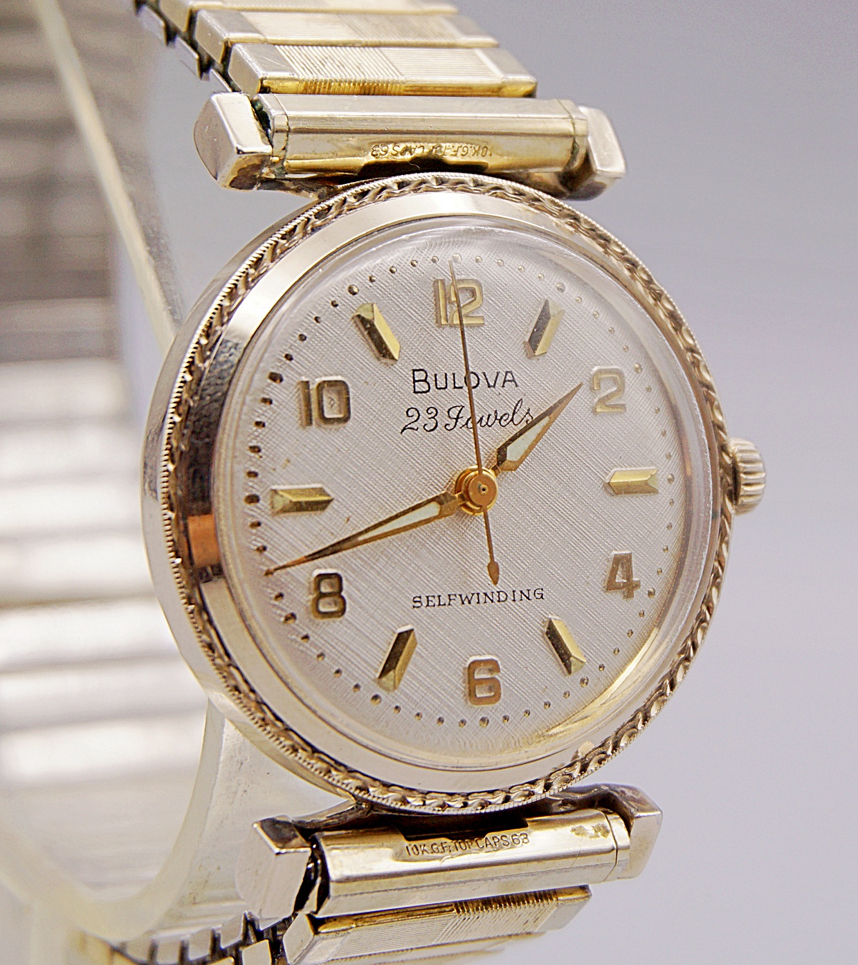 นาฬิกาเก่า BULOVA ออโตเมติก