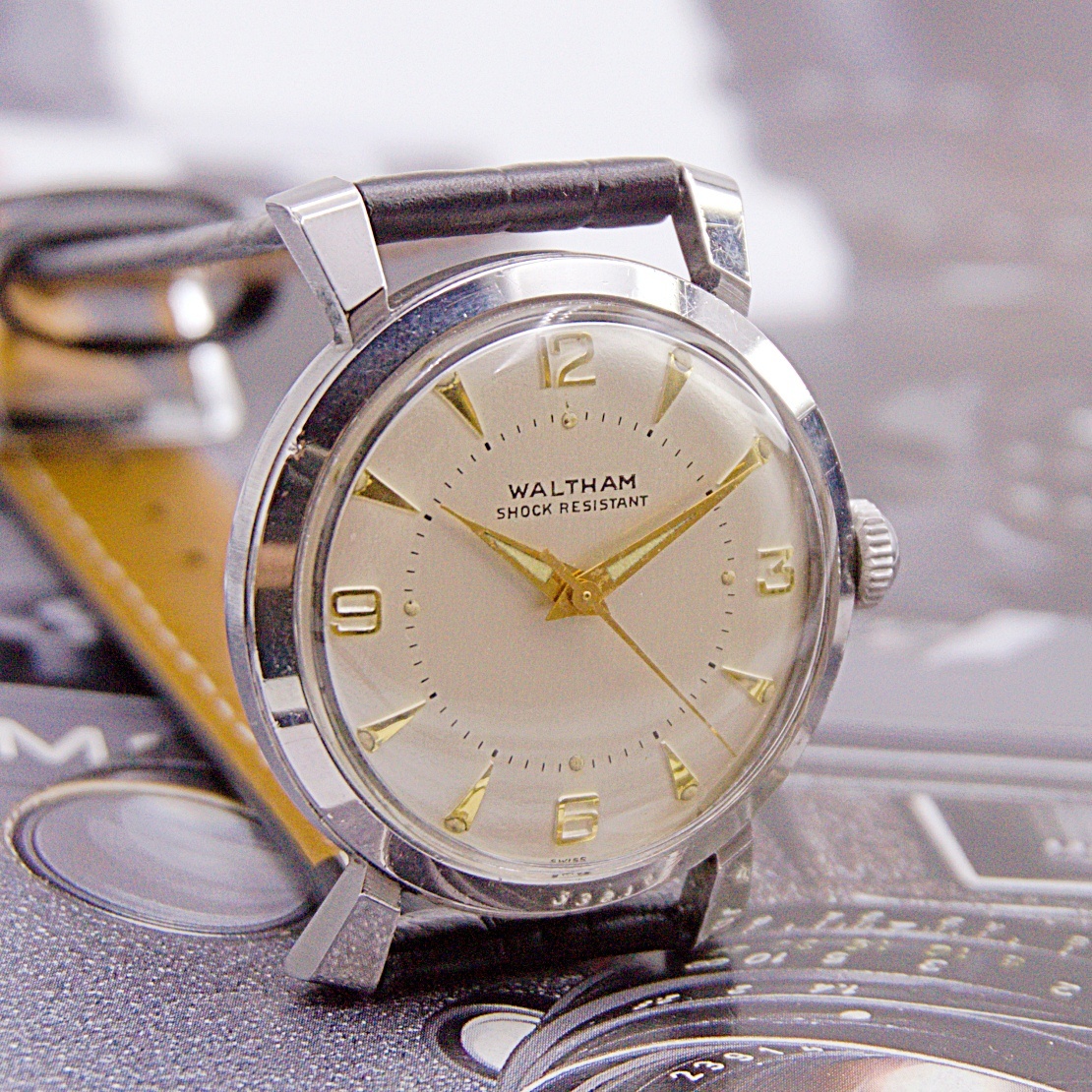 นาฬิกาเก่า WALTHAM ไขลาน