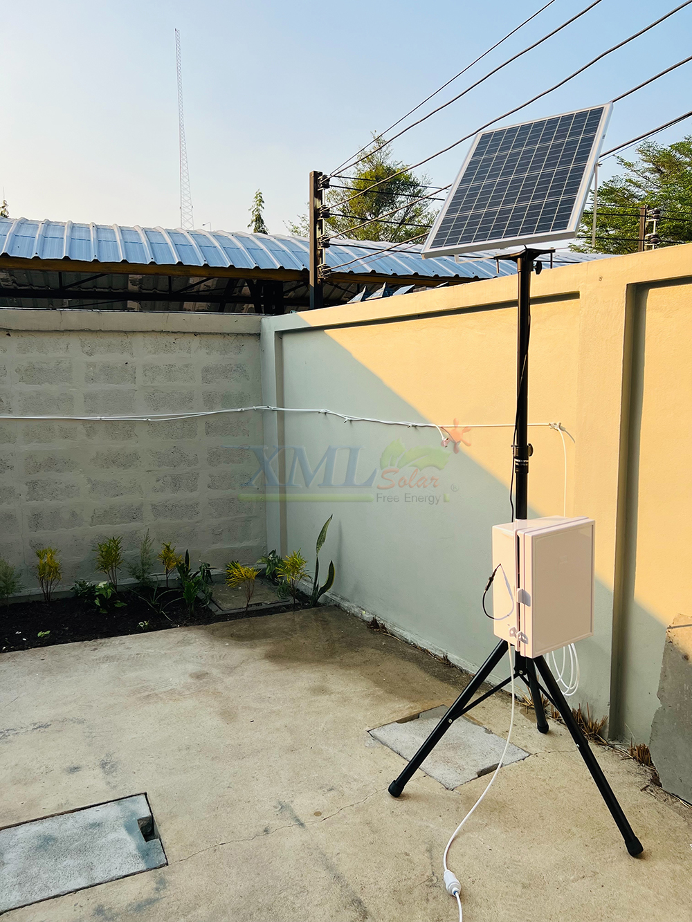 ชุดพ่นหมอก รดน้ำต้นไม้อัจฉริยะ คอนโทรลผ่านมือถือได้ (wifi) + แผงโซล่าเซลล์ 50W