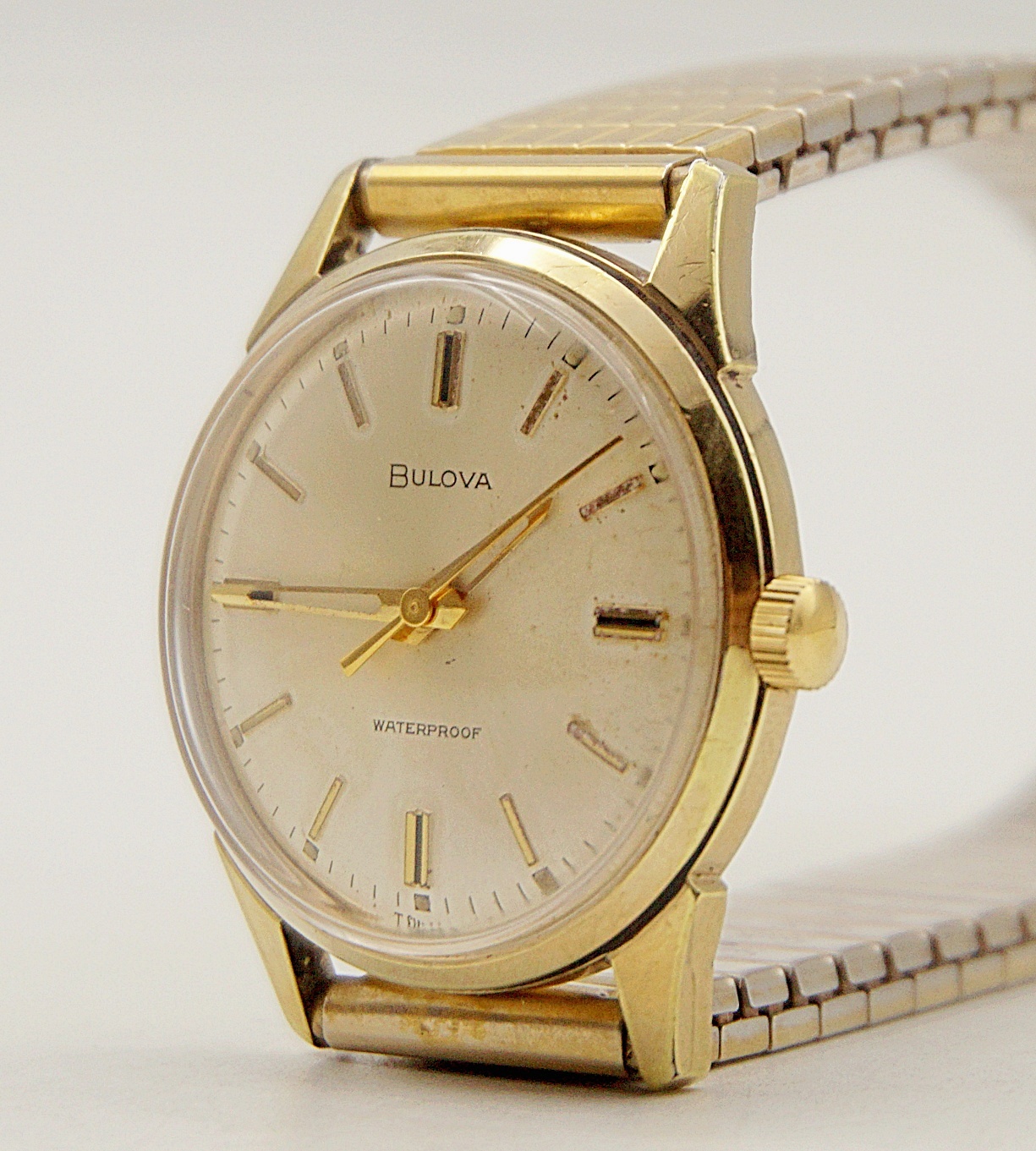 นาฬิกาเก่า BULOVA ไขลาน