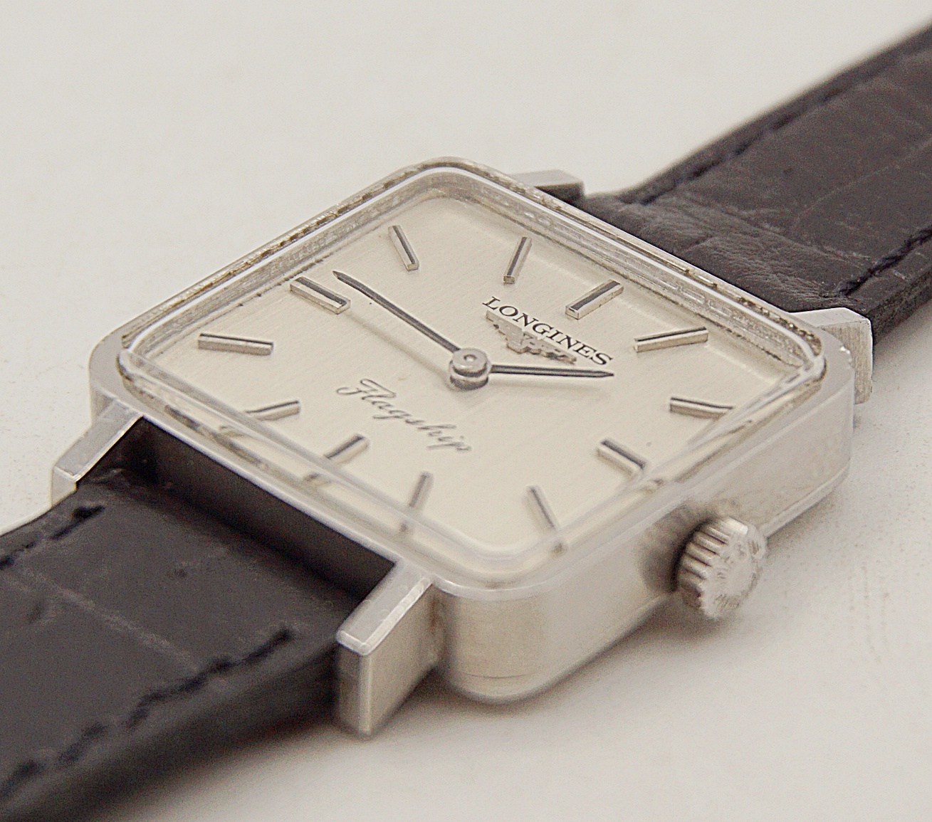 นาฬิกาเก่า LONGINES ไขลาน (นาฬิกาผู้หญิง)