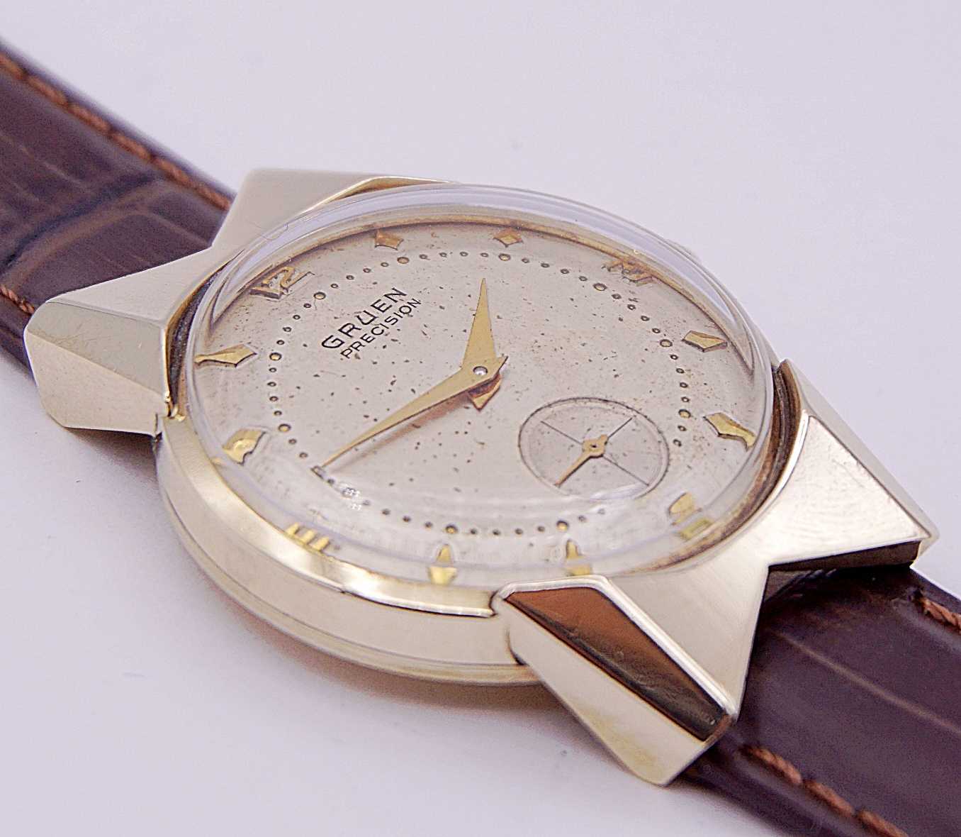 นาฬิกาเก่า GRUEN ไขลานสองเข็มครึ่ง