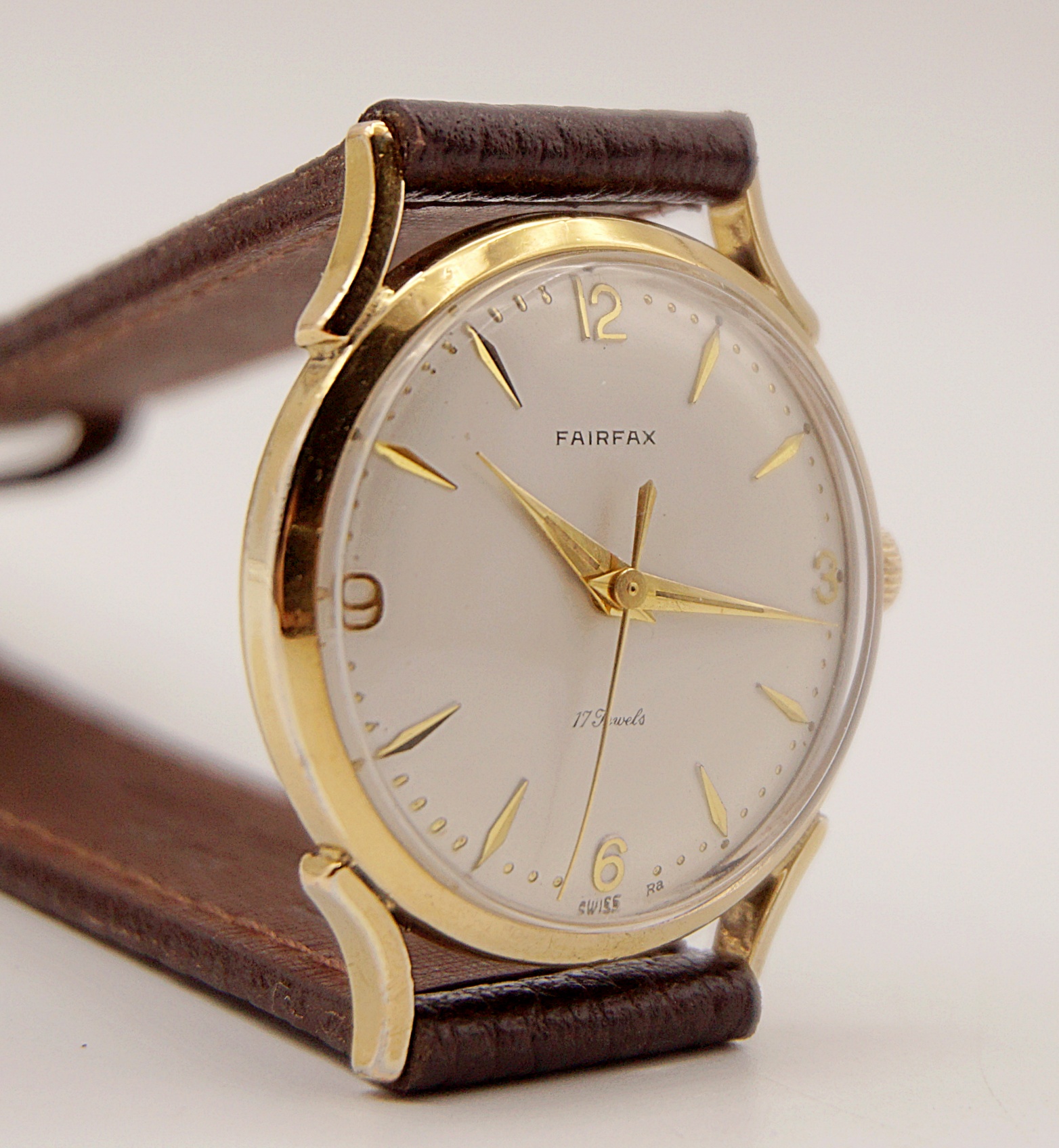 นาฬิกาเก่า FAIRFAX ไขลาน