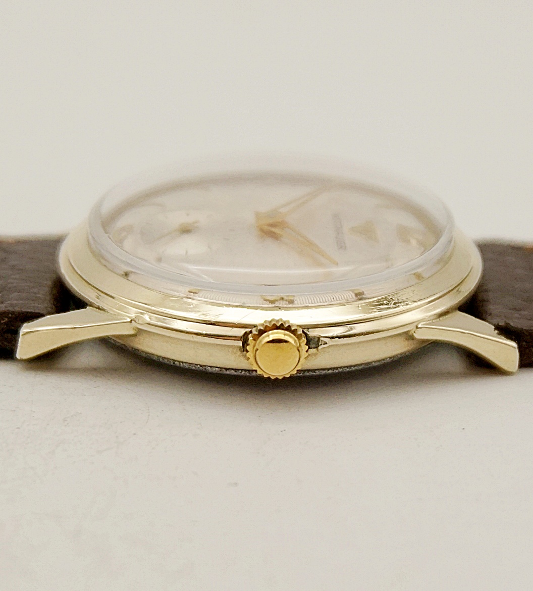 นาฬิกาเก่า WITTNAUER BY LONGINES ไขลานสองเข็มครึ่ง