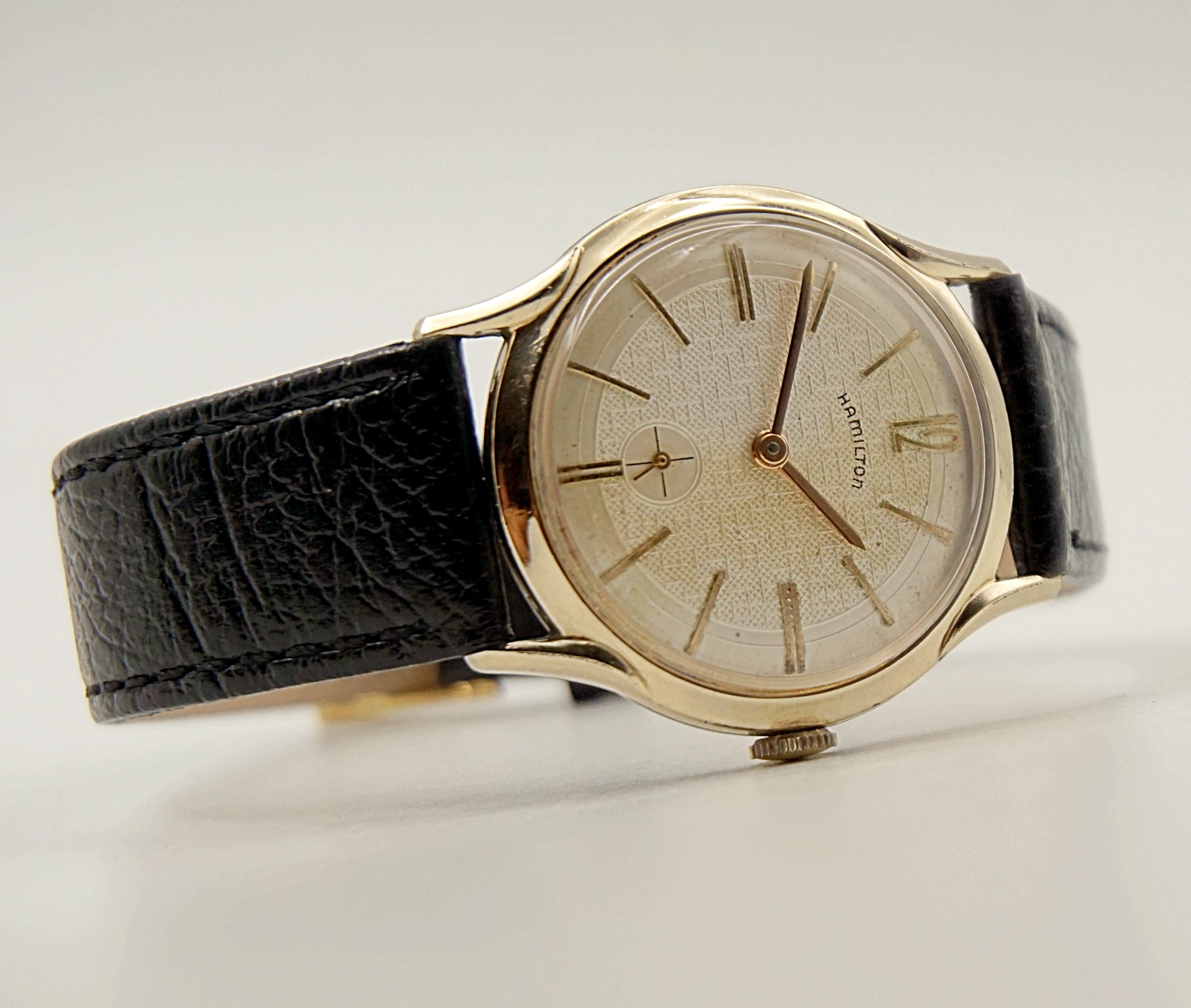 นาฬิกาเก่า HAMILTON ไขลานสองเข็มครึ่ง