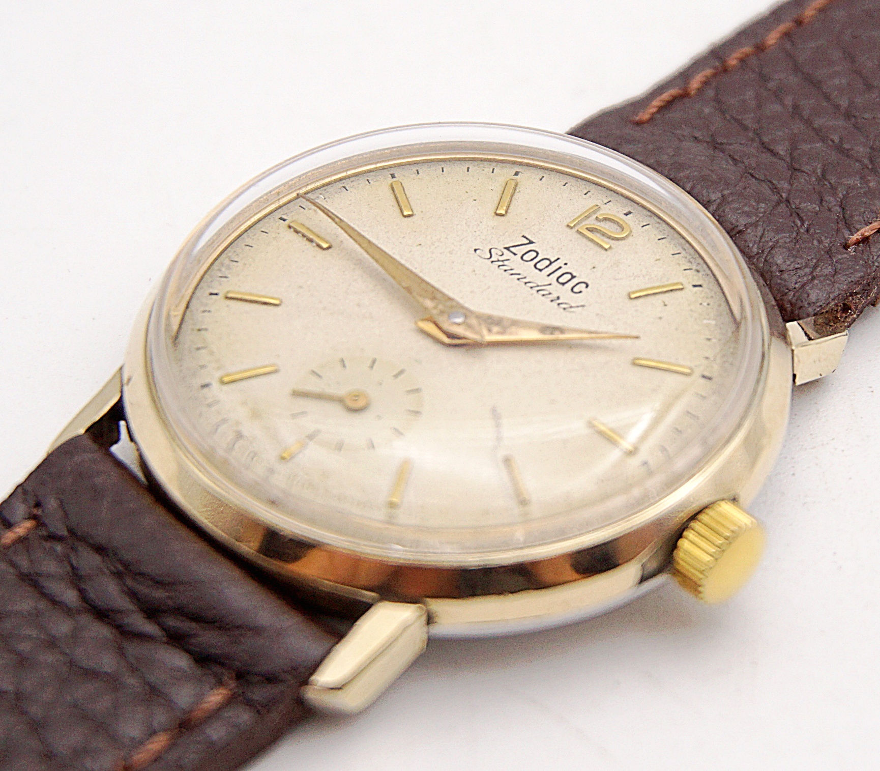 นาฬิกาเก่า ZODIAC ไขลานสองเข็มครึ่ง