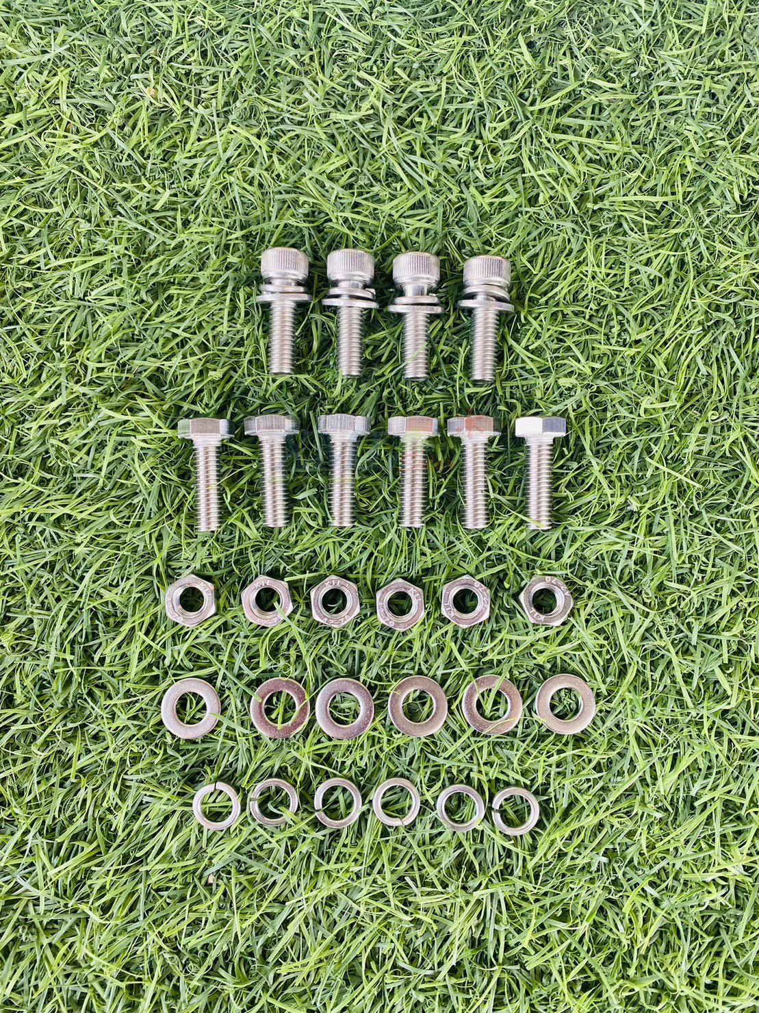 โคมไฟถนนโซล่าเซลล์ ST2-60 (แสง : ขาว)