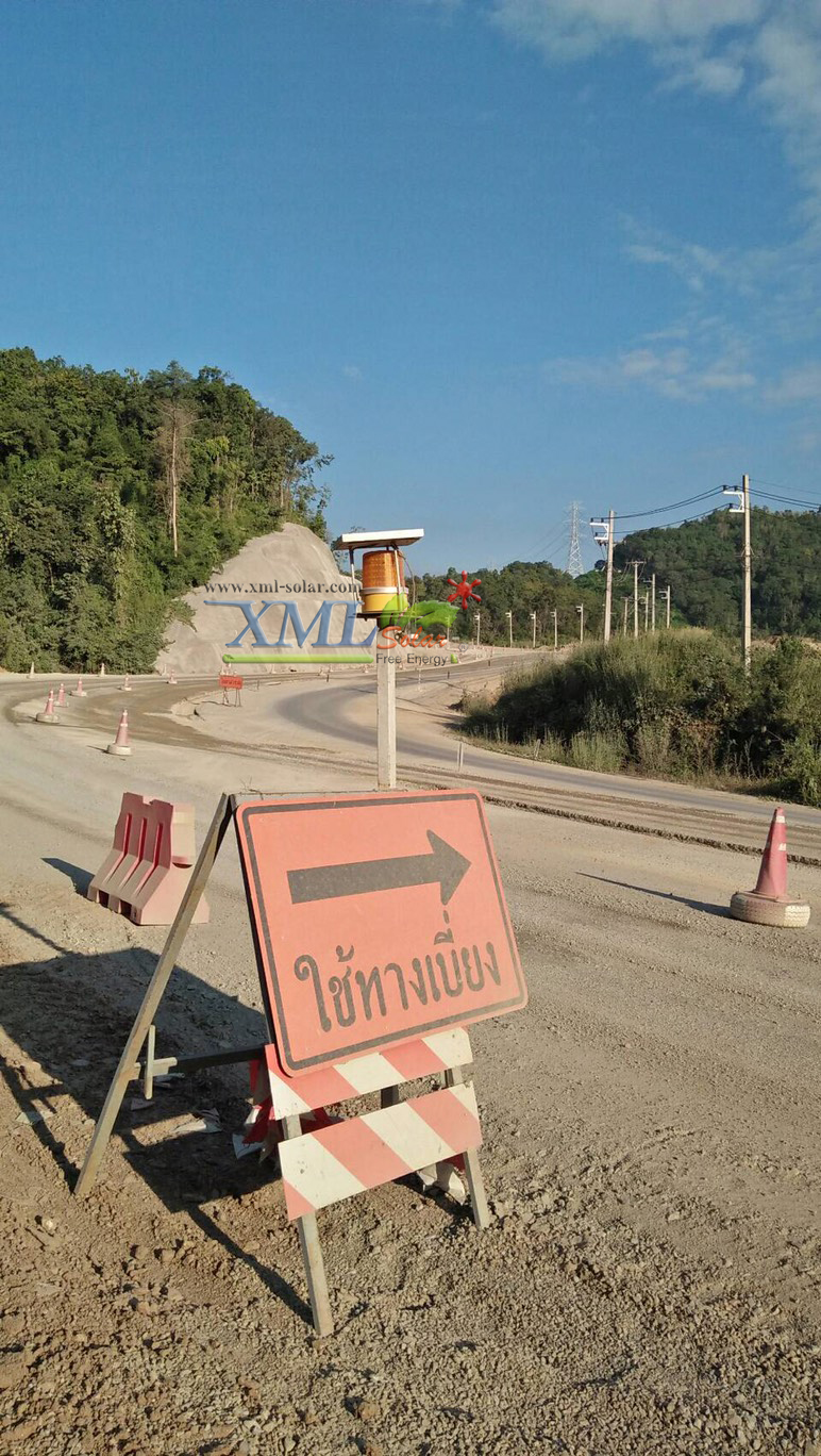 ไฟไซเรนพลังงานแสงอาทิตย์ (แสง : สีเหลือง) 10 watt