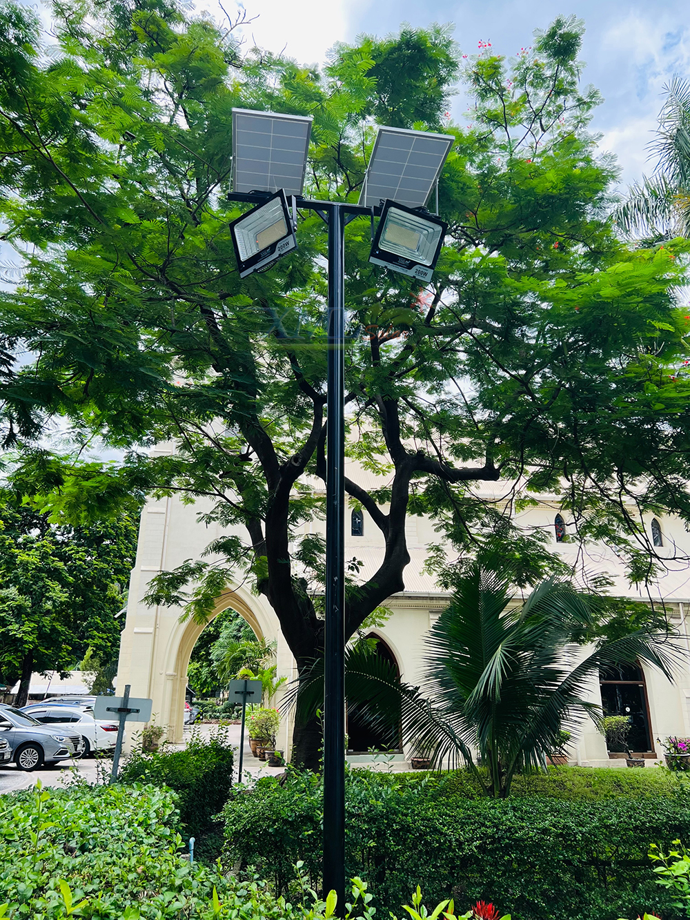 เสาไฟสนาม เหล็กพ่นสีดำ (ปลาย 3 นิ้ว)