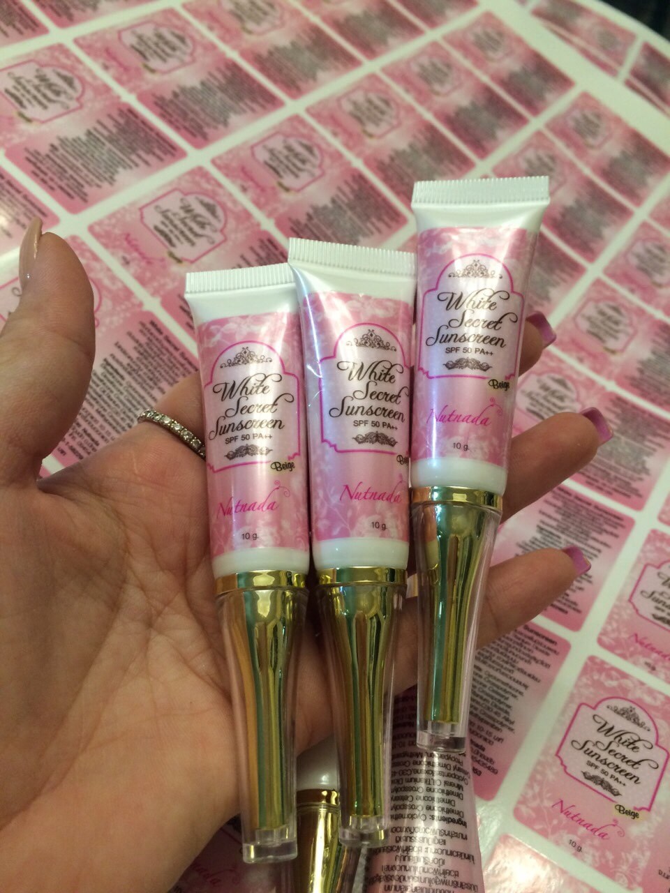 สติ๊กเกอร์พีวีซีใส