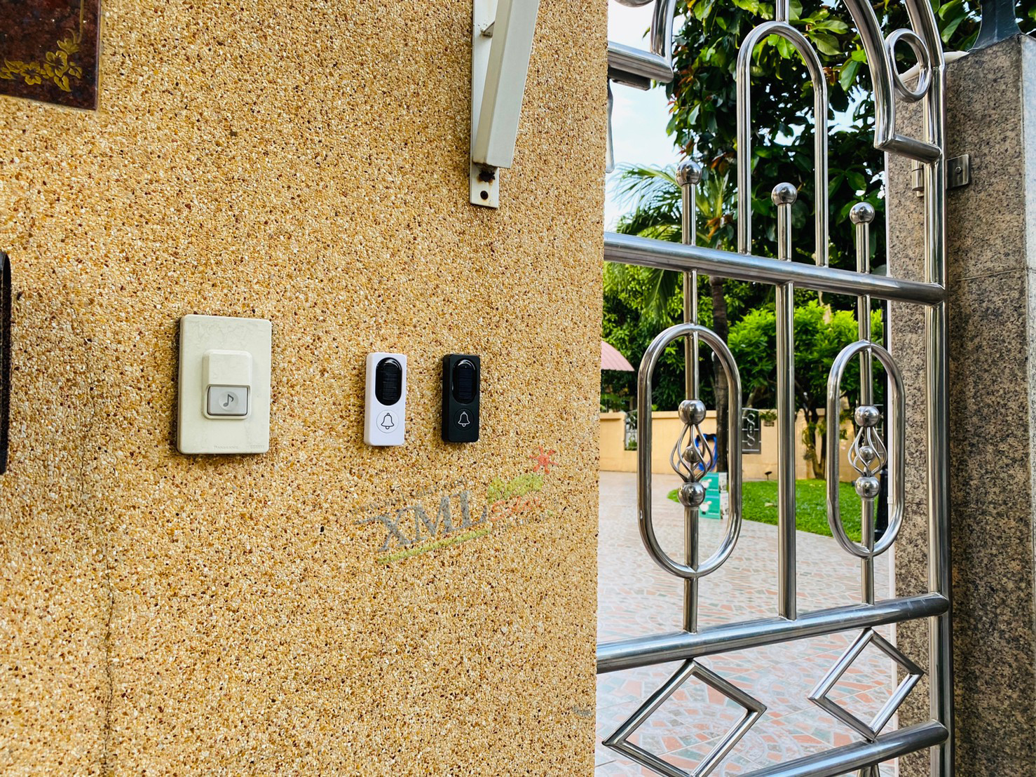 กริ่งโซล่าเซลล์ อเนกประสงค์ สีดำ (Solar Doorbell)