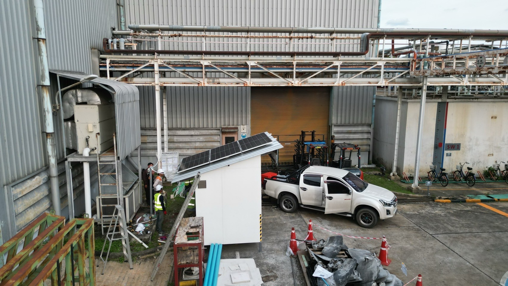 ชุดแอร์โซล่าเซลล์ TASAKI 13,000 BTU