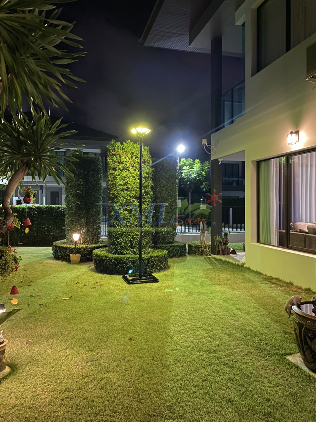 โคมไฟ UFO ทรงสี่เหลี่ยม รุ่น Modi x XML + ระบบ Motion รุ่น 300w (เปิดได้ 3 แสง)