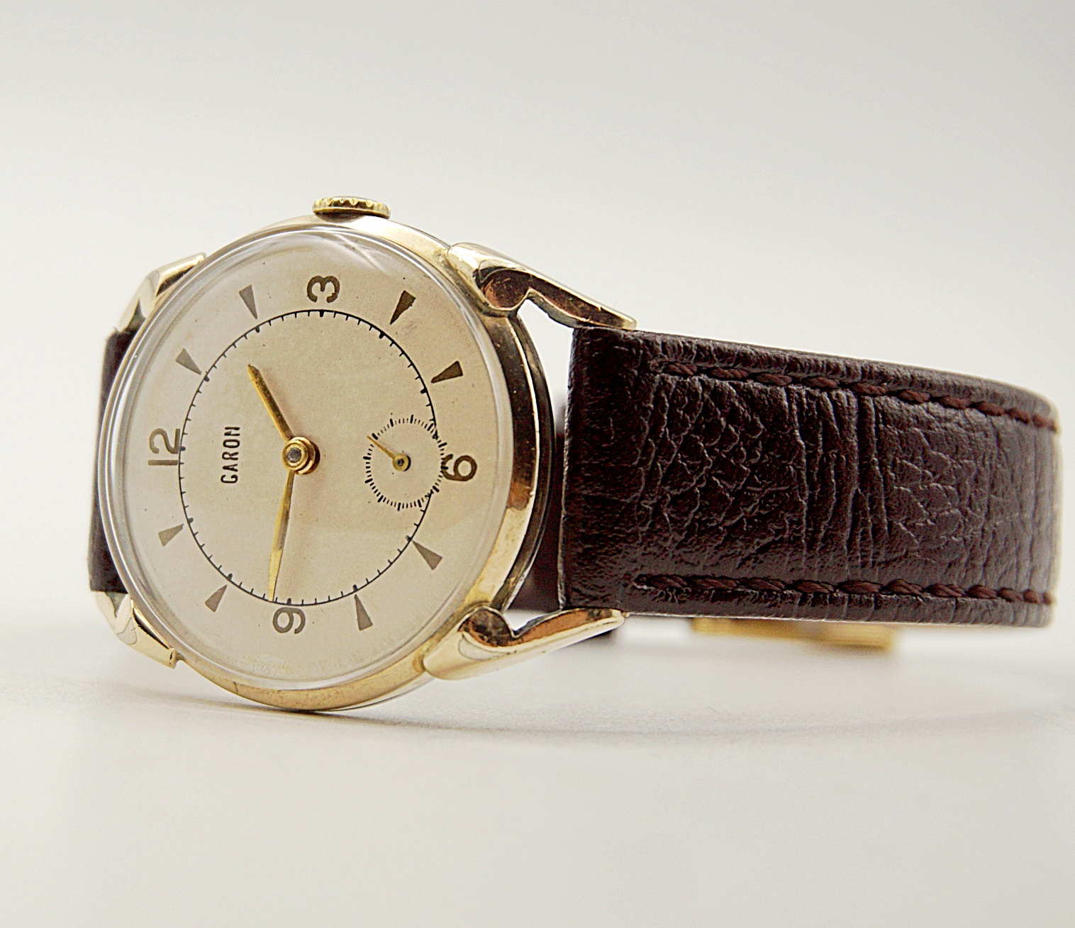 นาฬิกาเก่า GARON ไขลานสองเข็มครึ่ง