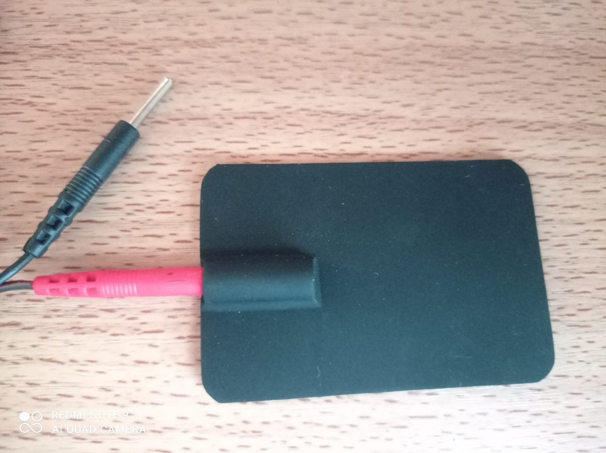 Rubber electrode เครื่องกระตุ้นไฟฟ้า ขนาด 6x8 ซม. (1 แผ่น)