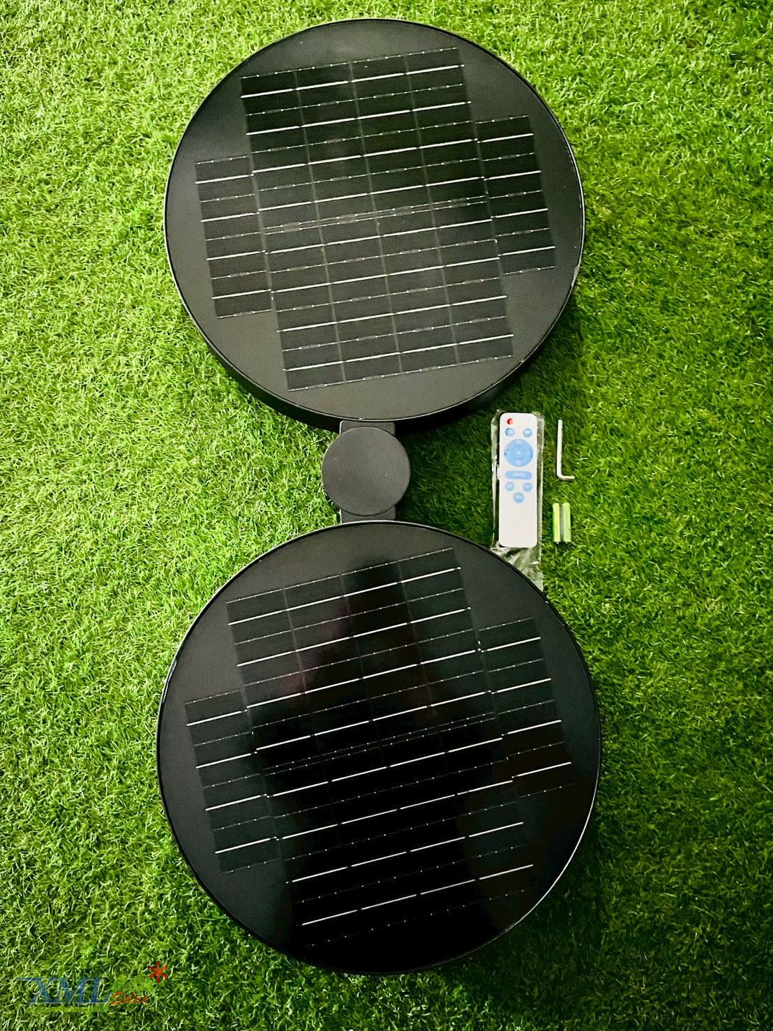 โคมไฟถนนโซล่าเซลล์ รุ่น TT-552T (แสง : ขาว) (เฉพาะหัวโคมไม่รวมเสา)*