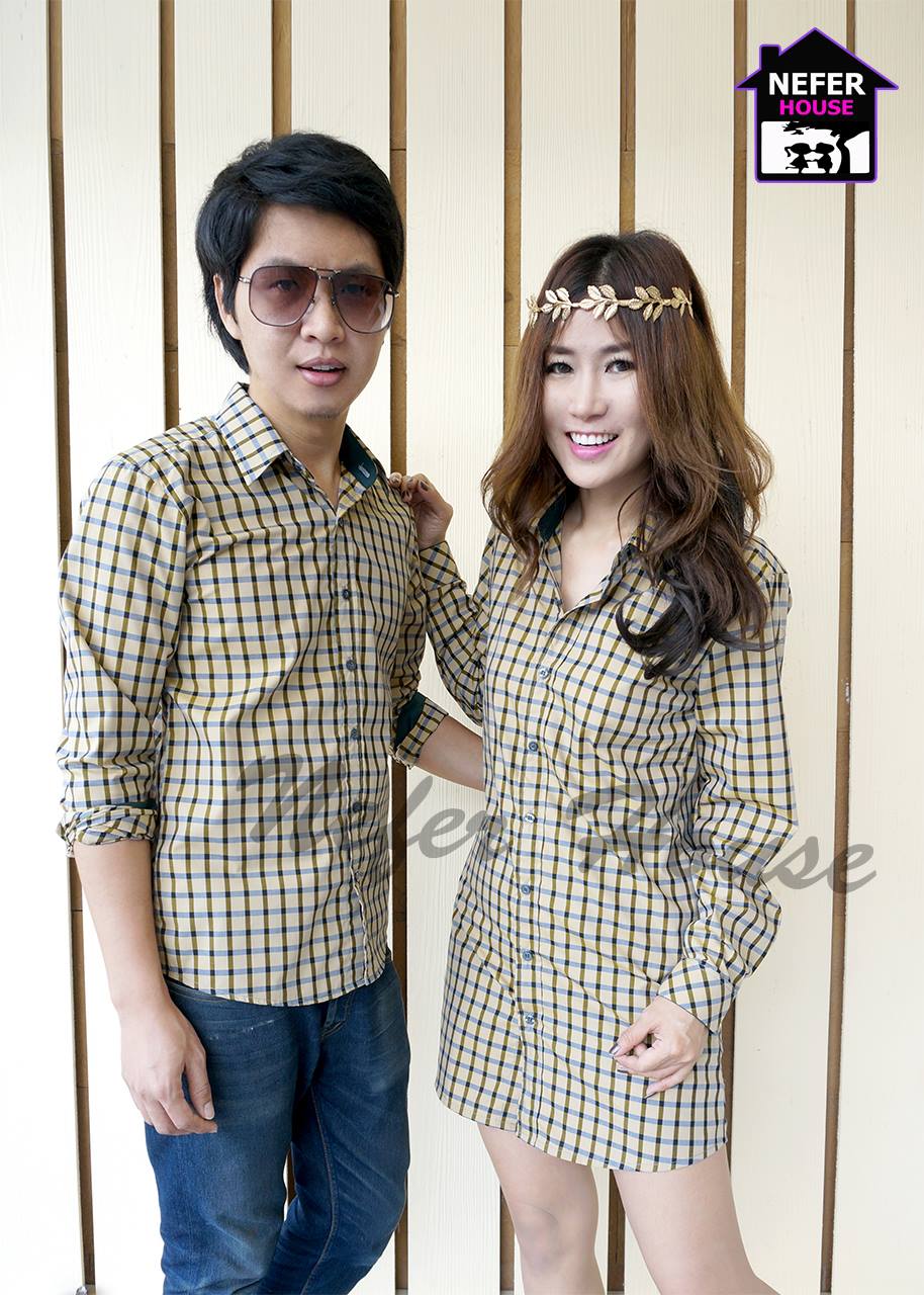 เสื้อเชิ้ตคู่รัก เชิ๊ตแขนยาว มาพร้อมกับเชิ๊ตทรงแซกของผู้หญิงลายสก็อต