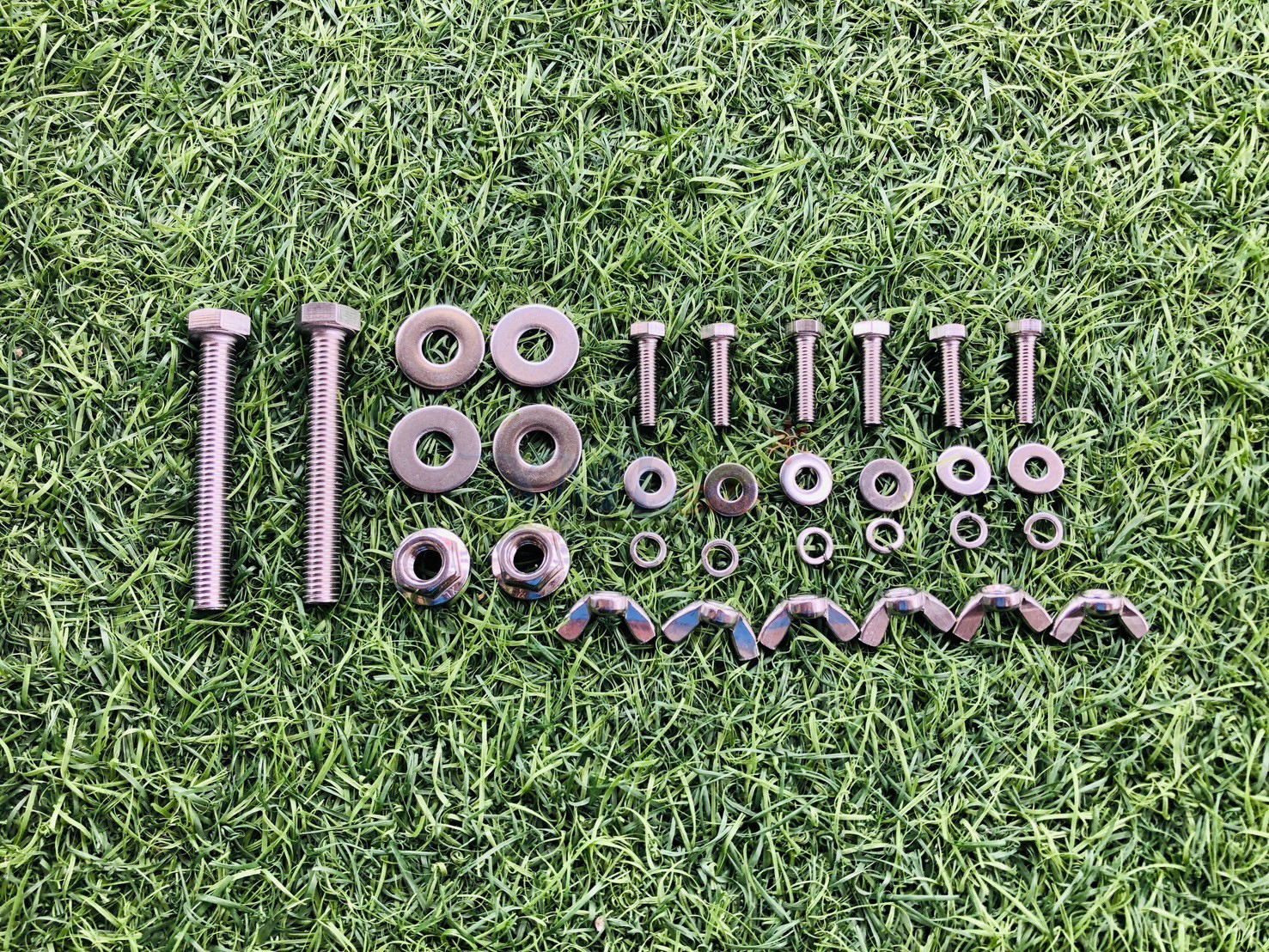 โคมไฟถนนโซล่าเซลล์ รุ่น MD-SLT88-400W-DMax (แสง : ขาว)