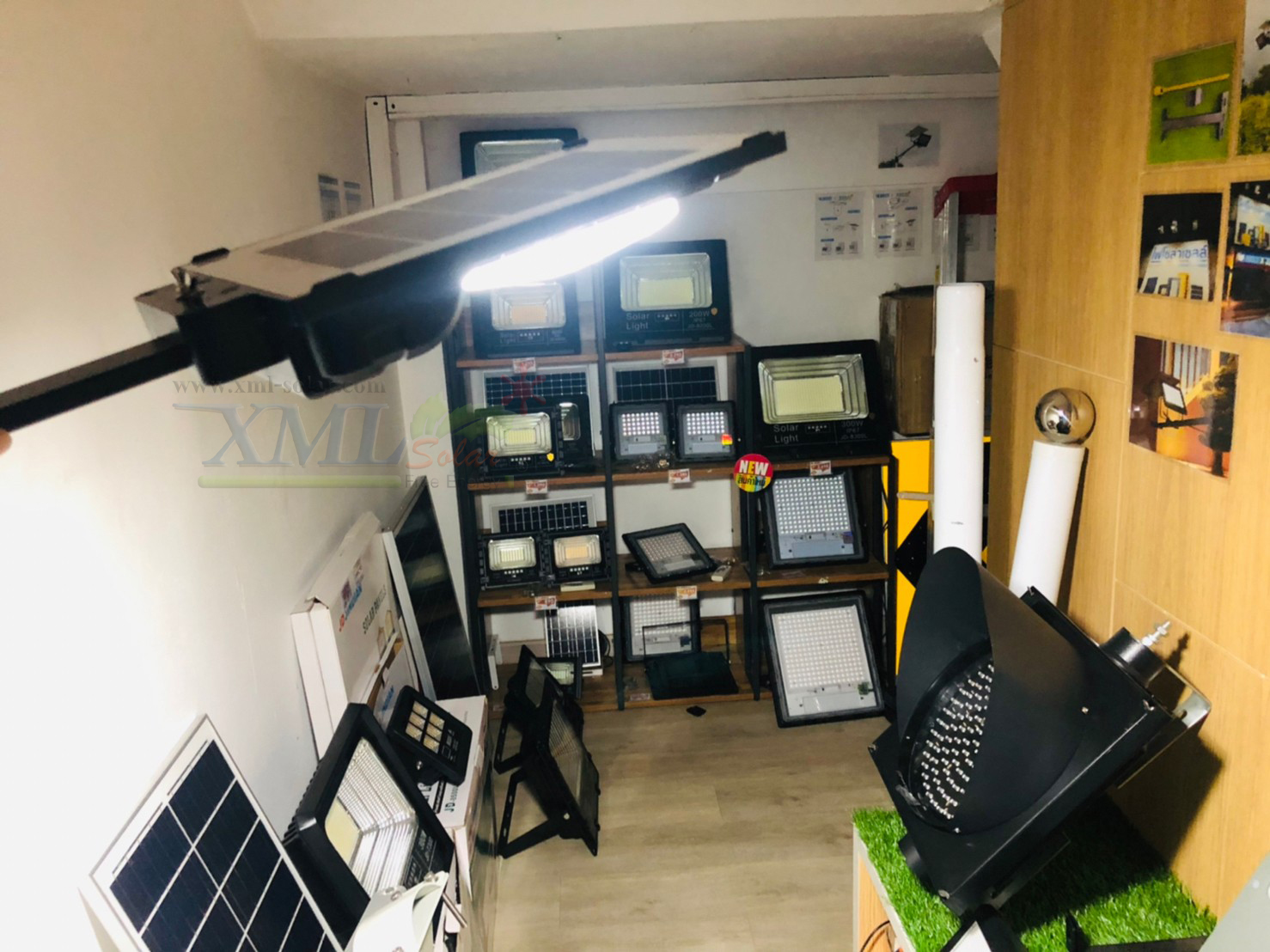 ไฟถนนโซล่าเซลล์ รุ่น MD-SLT27-30W (ขาเหล็ก)(ระบบสว่างค้าง) ของแท้ แบรนด์ MODI XMLSOLAR