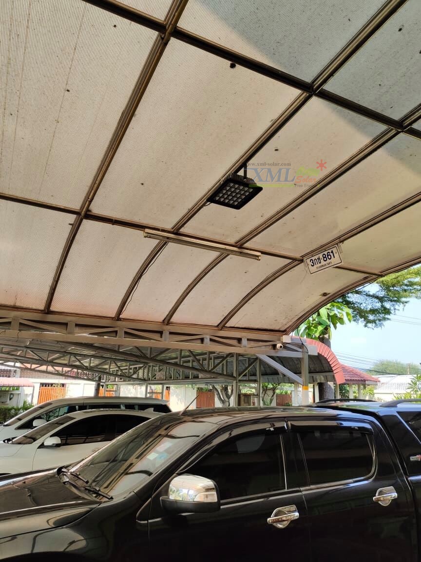 ไฟสปอตไลท์โซล่าเซลล์ 400 W. รุ่น Modi x XML ไซต์ใหญ่ (เเสง : ขาว)