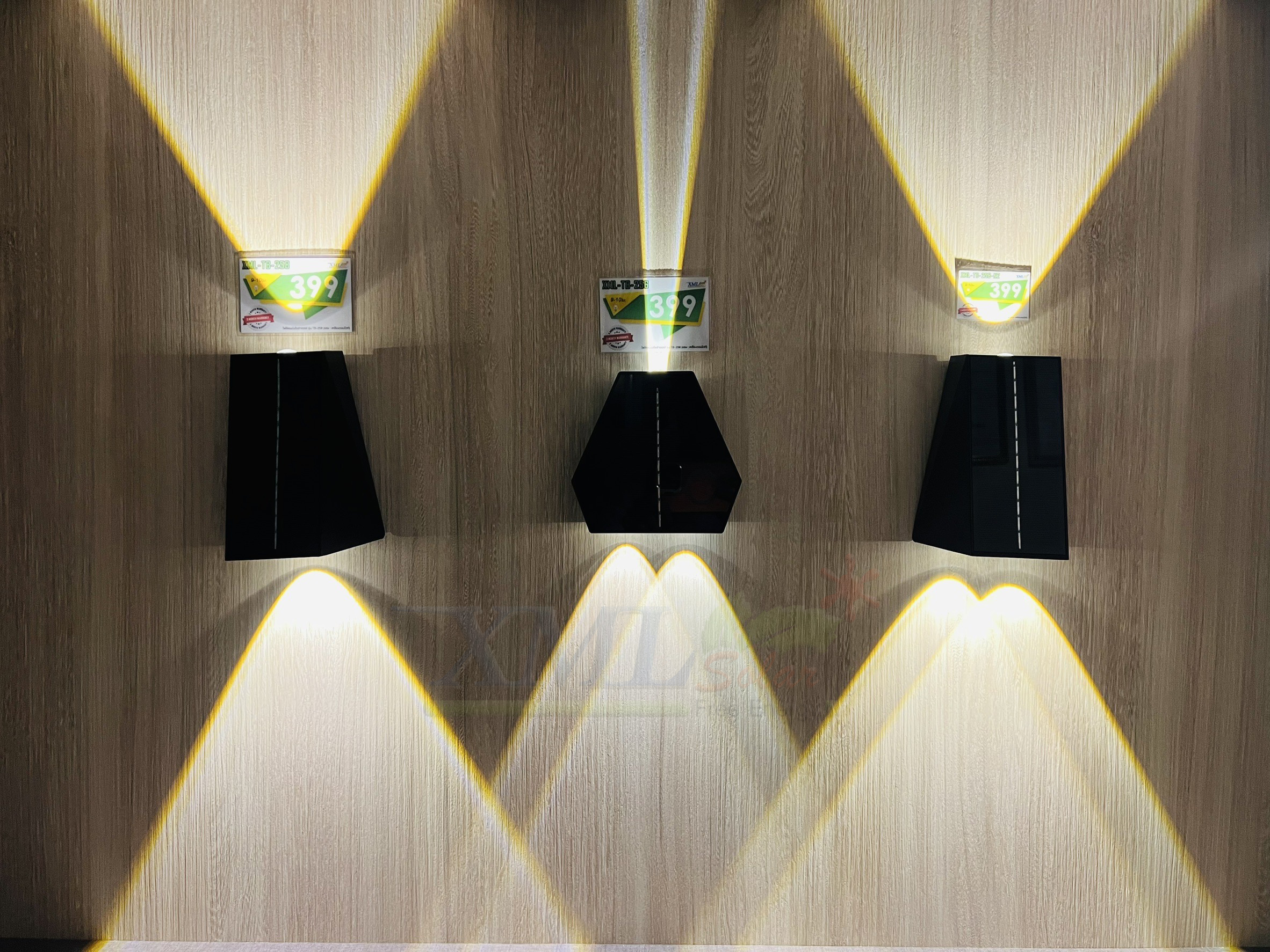 ไฟติดผนังโซล่าเซลล์ รุ่น TB-258 (เเสง : เหลืองวอมไวท์)